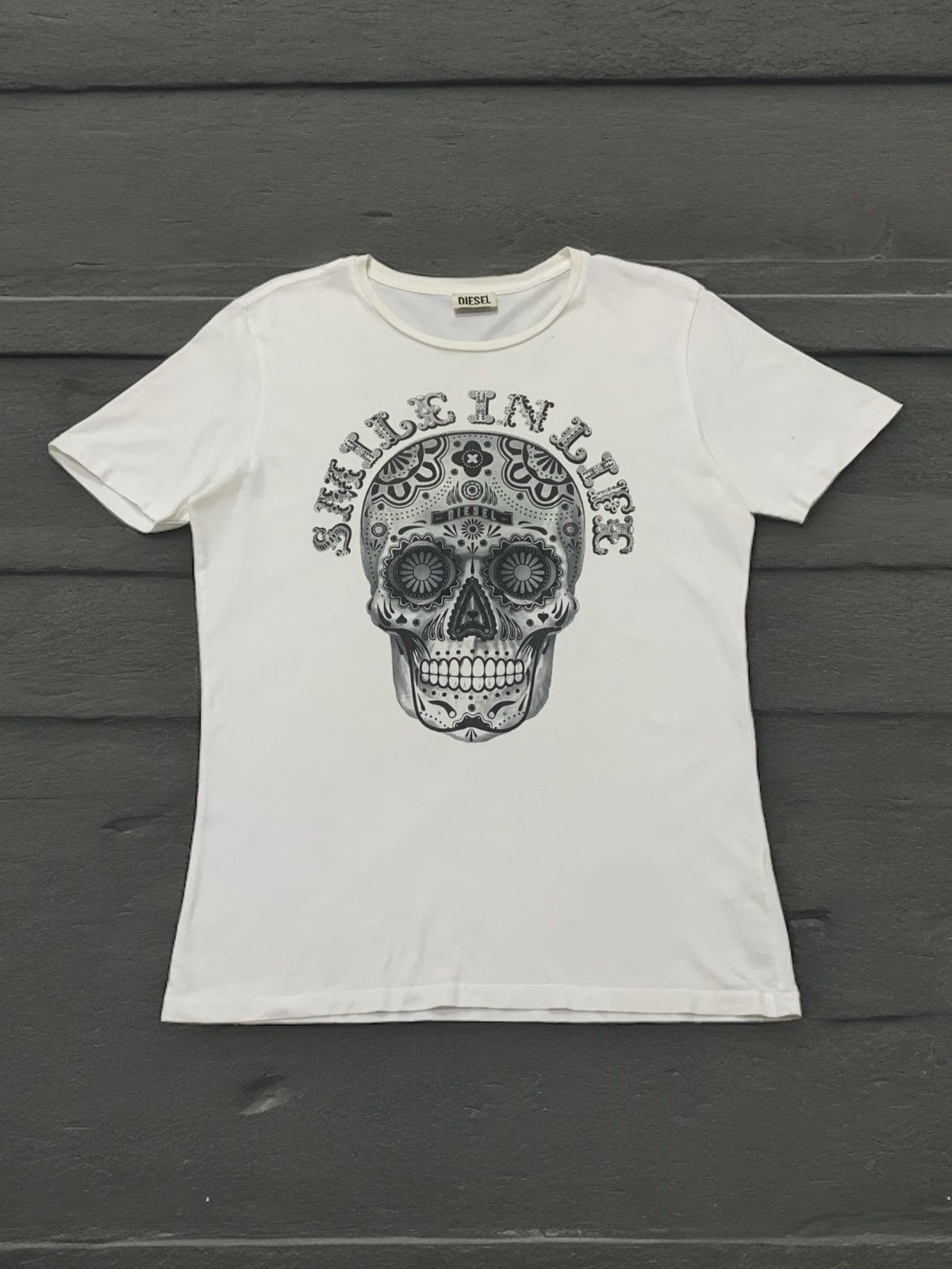 Diesel Diesel Skull Tribal Smile In Life tshirt Size US M / EU 48-50 / 2 - 1 Thumbnail