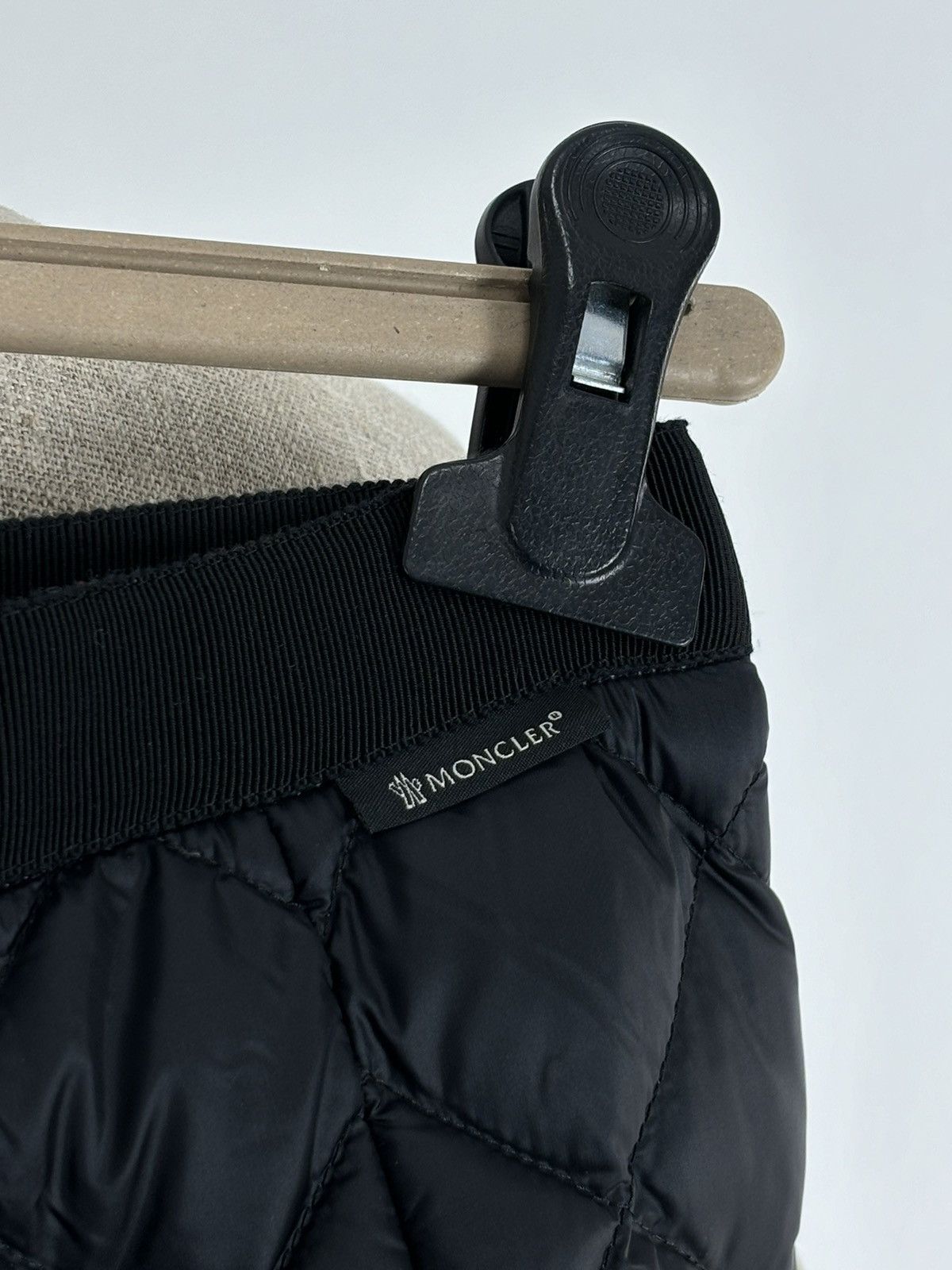 Moncler × Moncler Gamme Bleu × Moncler Grenoble NEW GONNA Logo Zip Pencil Down Puffer Quilted Long Straight Skirt Size 27" / US 4 / IT 40 - 15 Thumbnail