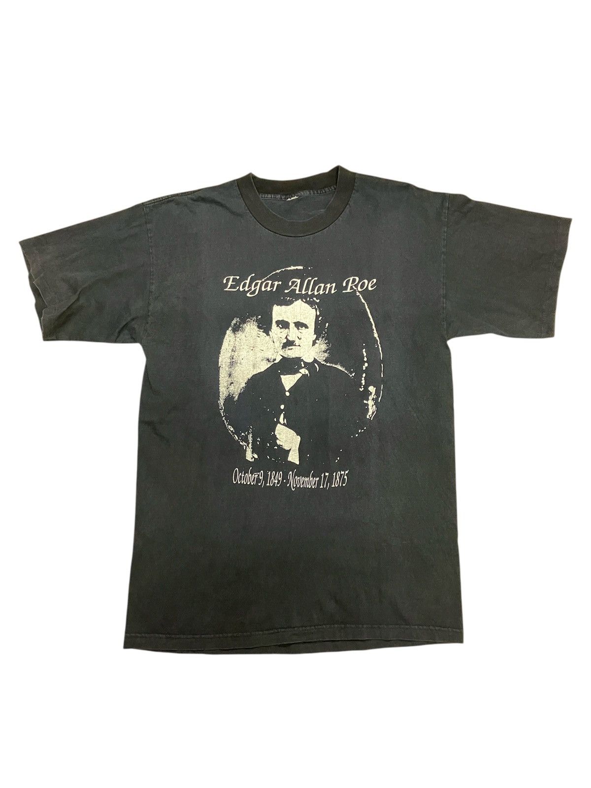 Vintage Vintage Edgar Allan Poe T Shirt Size US S / EU 44-46 / 1 - 1 Thumbnail