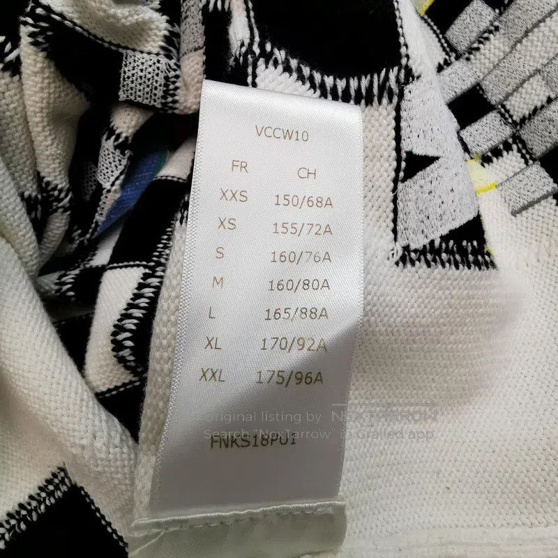 Louis Vuitton Louis Vuitton Checkered Knit Sweater in Size M. Size US M / EU 48-50 / 2 - 5 Thumbnail