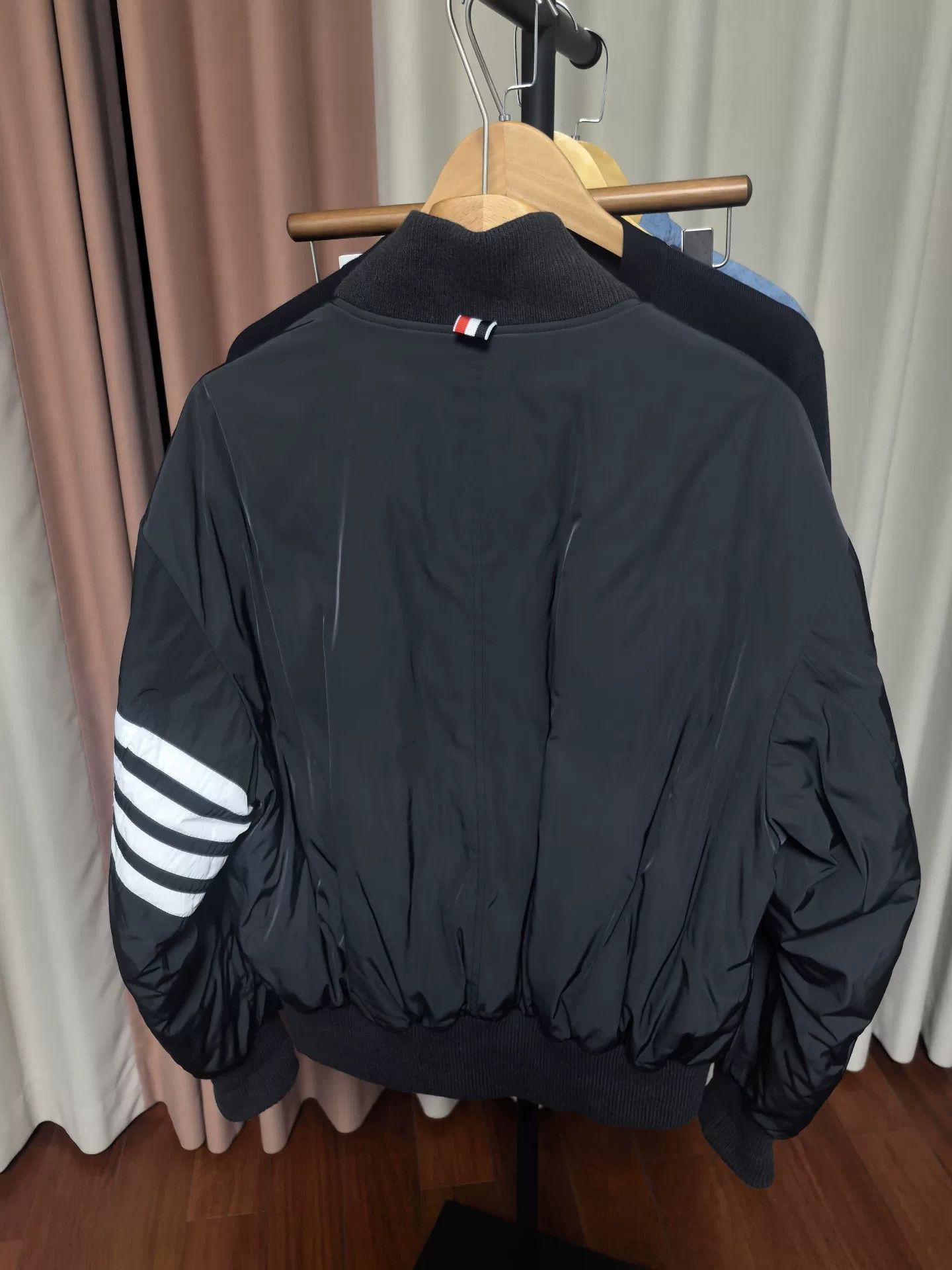 Thom Browne thom browne black down jacket for men Size US M / EU 48-50 / 2 - 2 Thumbnail