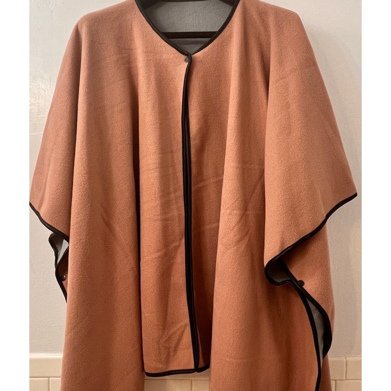 Other Poncho Cape Sweater - One Size - Viscose / Spandex fleece Size ONE SIZE - 12 Thumbnail