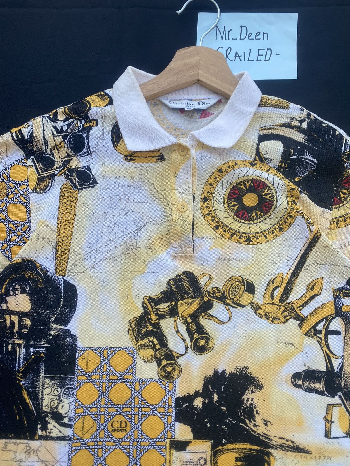 Christian Dior Monsieur Rare Vintage Christian Dior Full Prints Polo Shirt Size US S / EU 44-46 / 1 - 1 Thumbnail