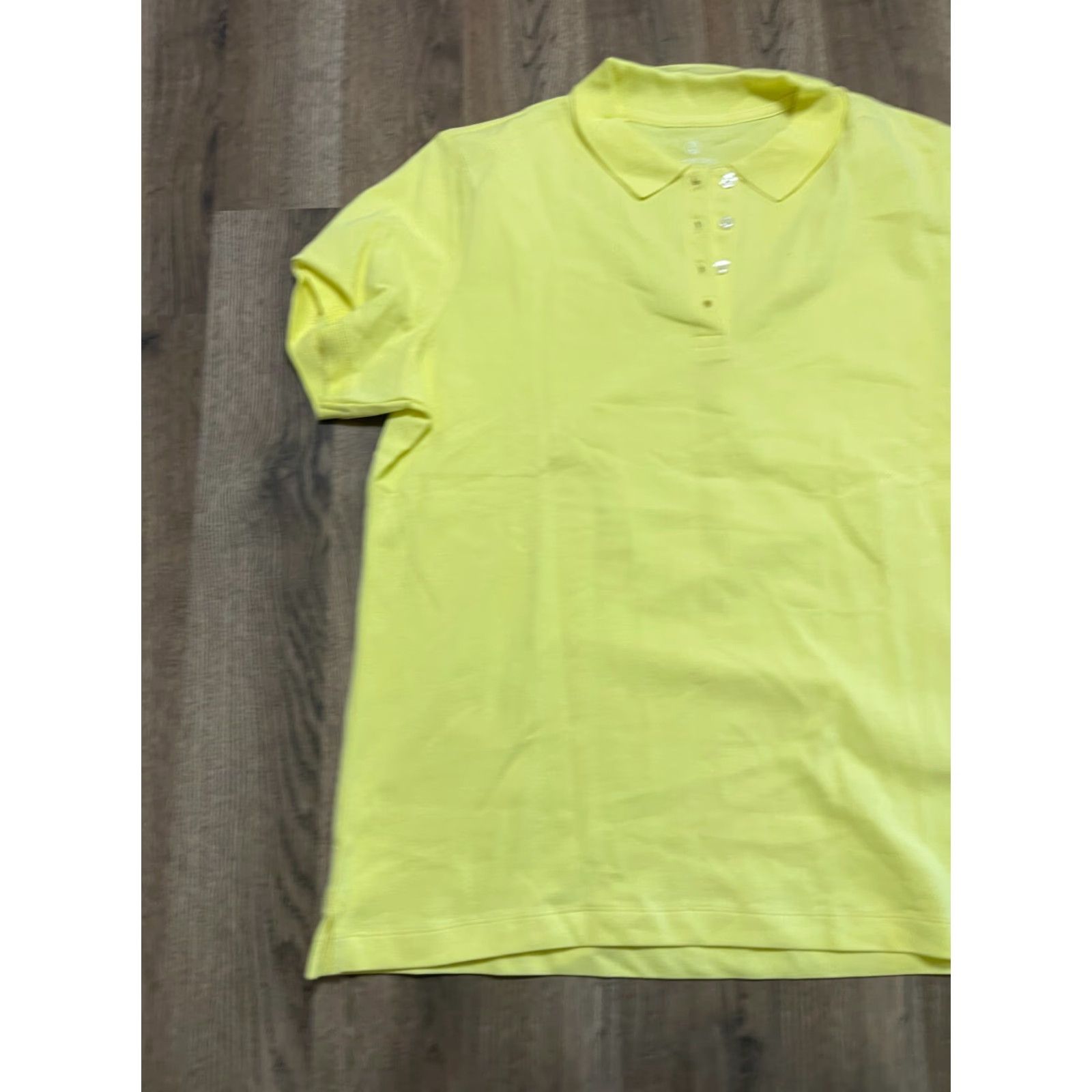 Lands' End Lands' End Polo Shirt Women's Large Yellow Short Sleeve Casual Modern Basic Shirt Womens L Polo Yellow Short Sleeve Lands' End Size L / US 10 / IT 46 - 3 Thumbnail