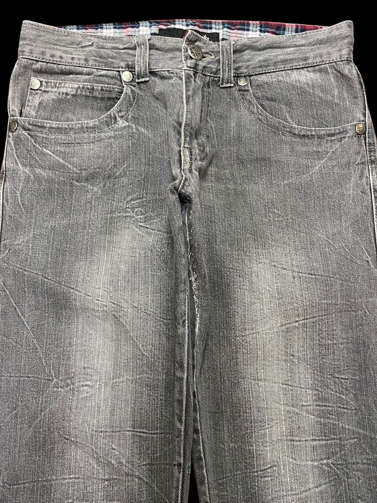 Japanese Brand Vintage Japan Brand Dominate Skull Bones Faded Loose Jeans Size US 32 / EU 48 - 3 Thumbnail