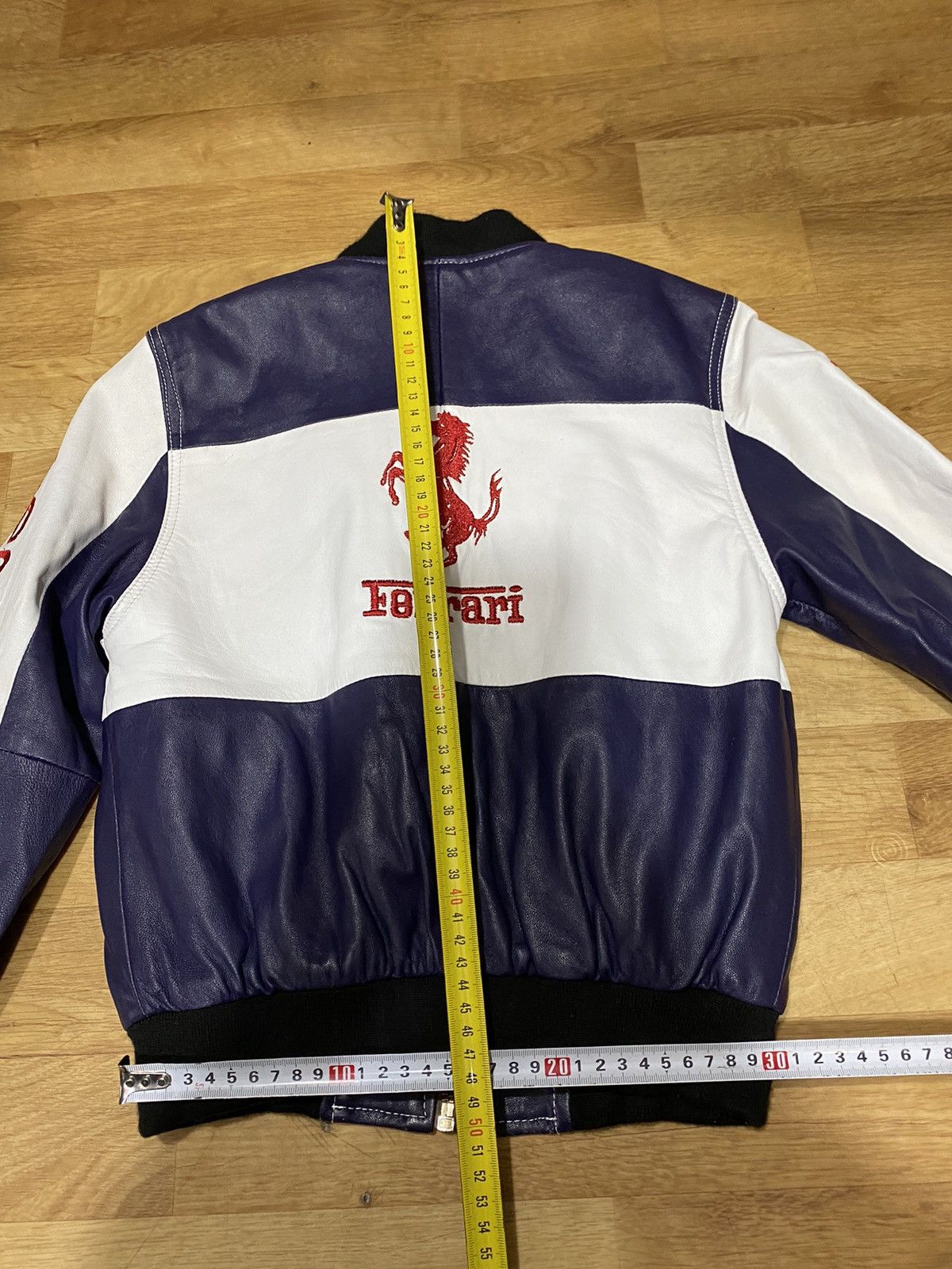 Ferrari Ferrari Vintage leather jacket big logo for woman Size XS / US 0-2 / IT 36-38 - 23 Thumbnail
