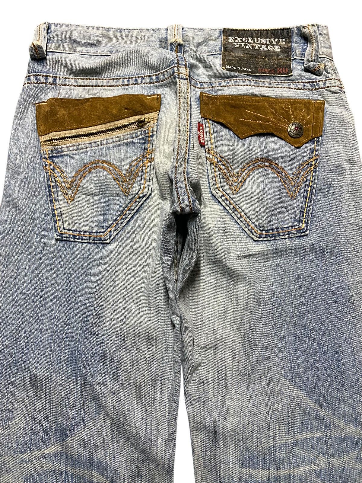 Edwin Vintage Edwin Light Wash Ripped Loose Jeans Size US 32 / EU 48 - 4 Thumbnail