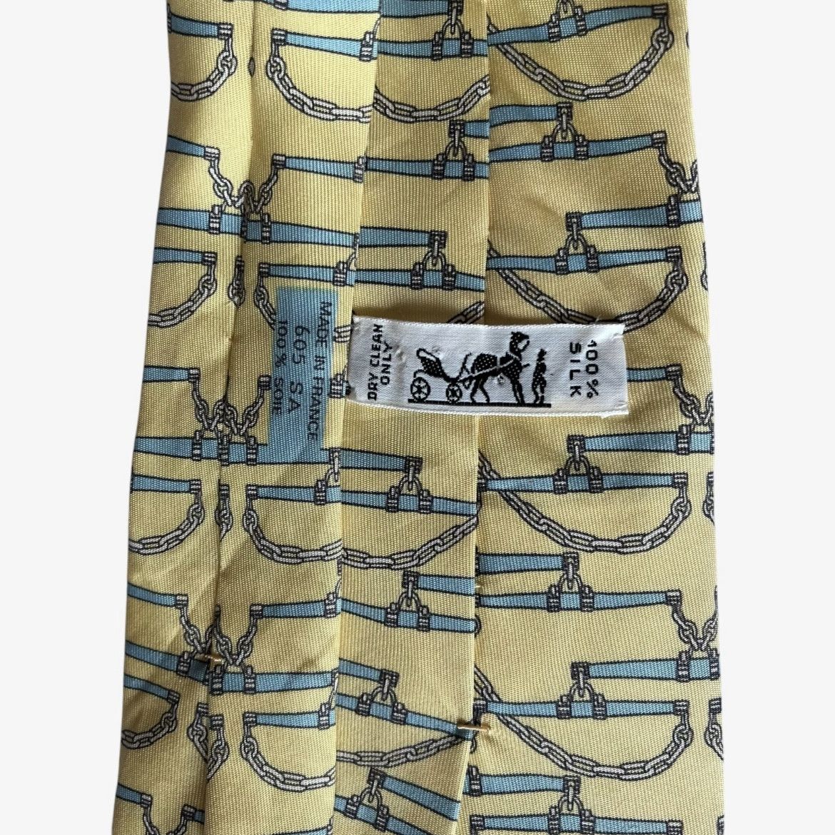 Hermes Vintage 90s Hermes 605 SA Metal Chain Print Yellow Silk Tie Size ONE SIZE - 2 Thumbnail