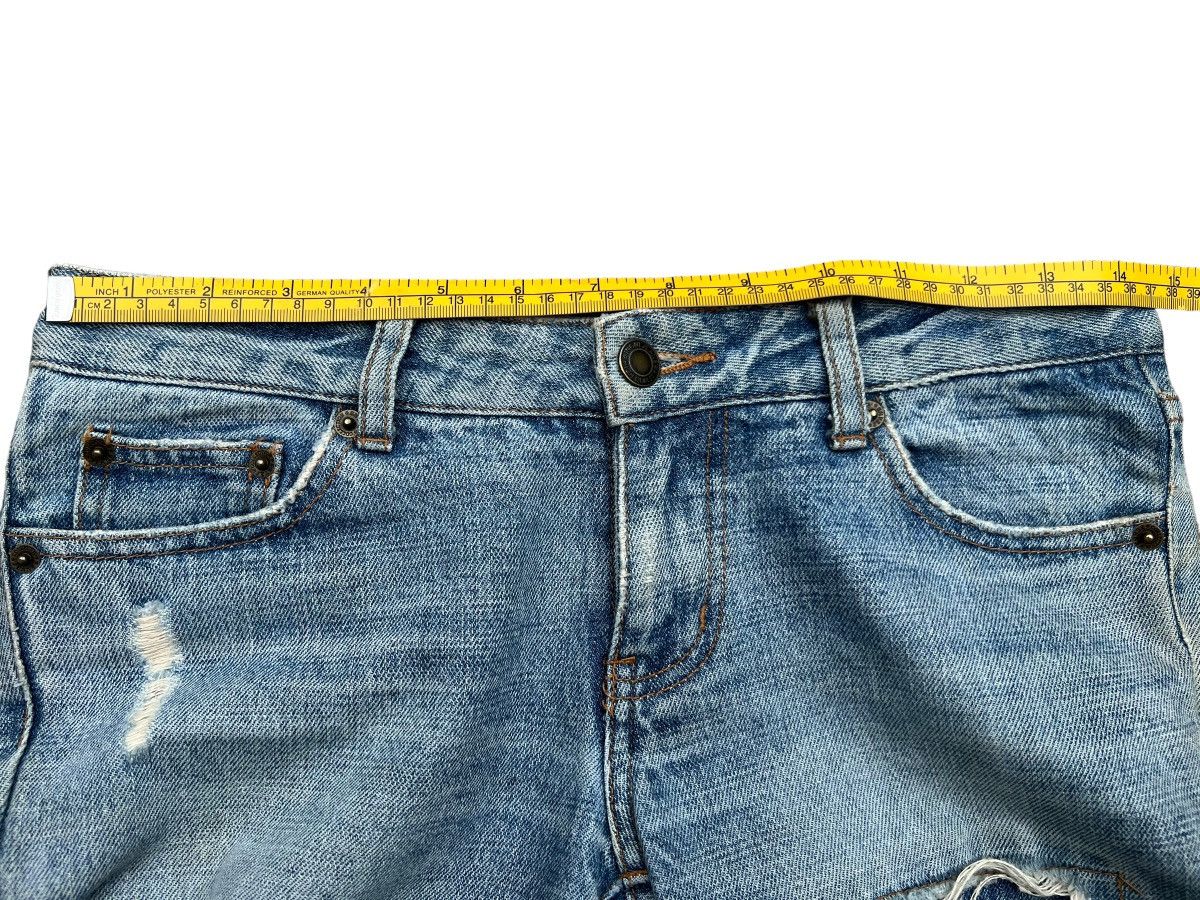 Japanese Brand Japanese Distressed Patchwork Lowrise Denim Jeans 29x34 Size US 29 - 12 Thumbnail