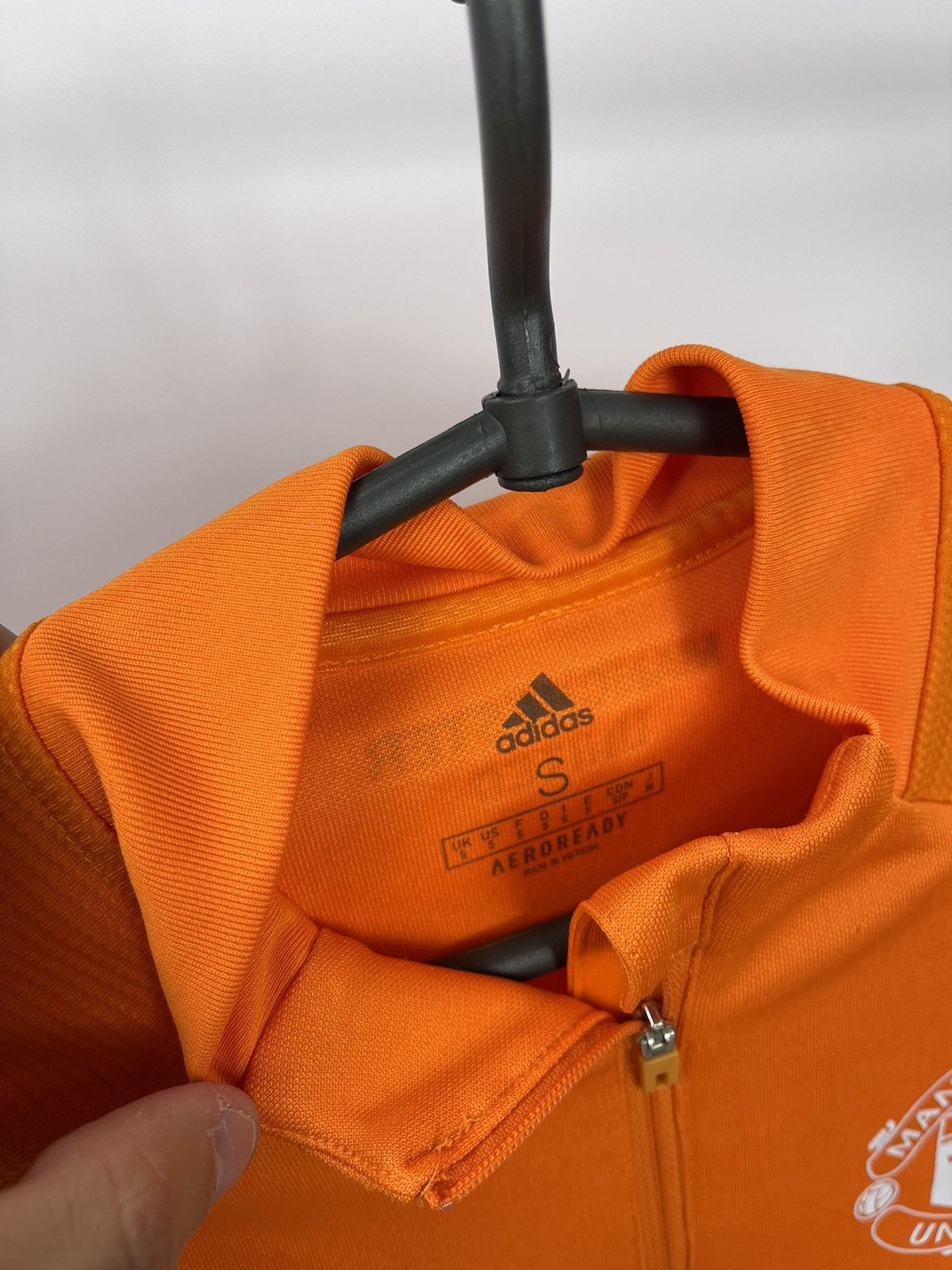Adidas FC MANCHESTER UNITED 2020/2021 TRAINING FOOTBALL SIZE S Size US S / EU 44-46 / 1 - 4 Thumbnail