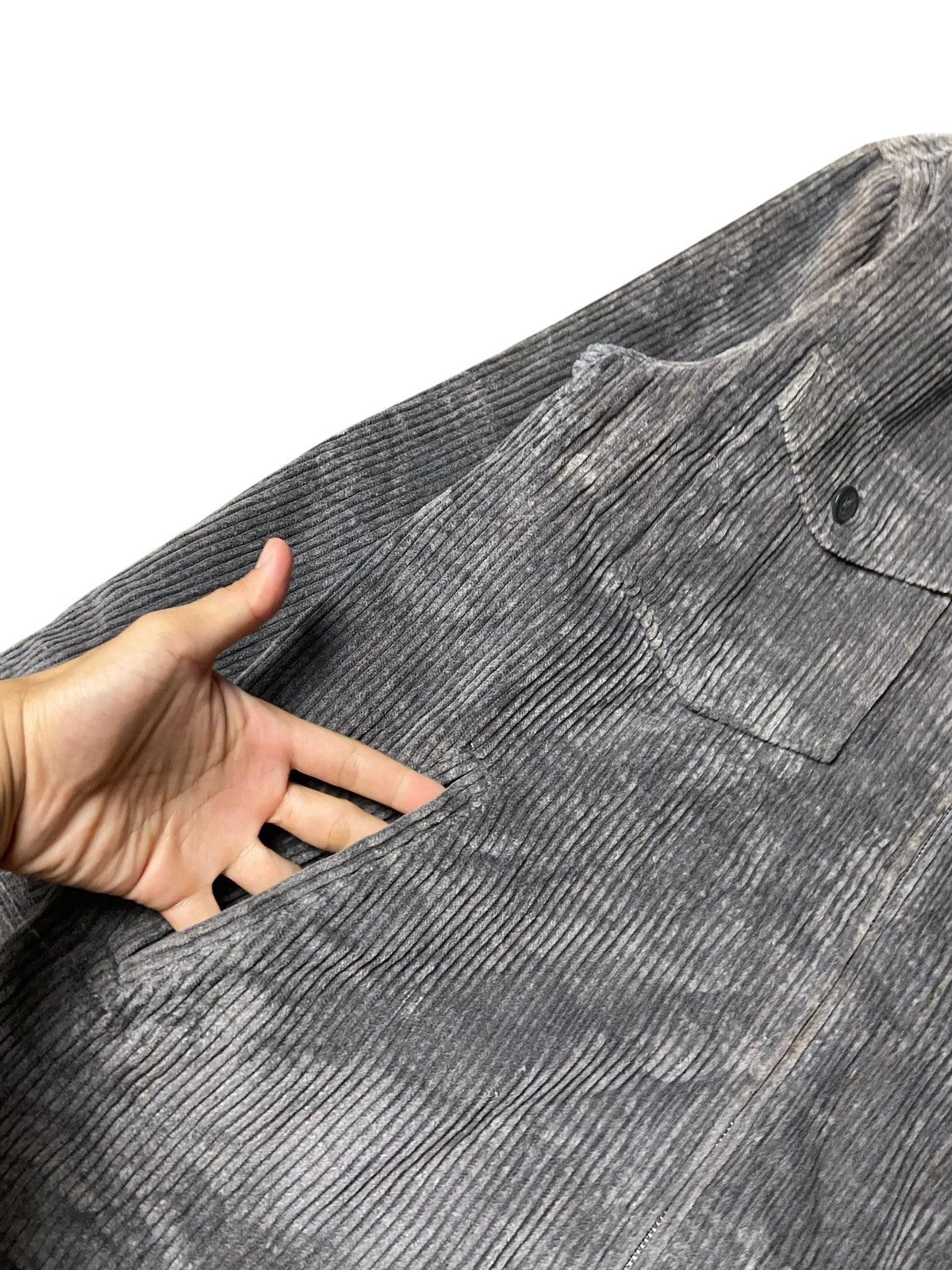 Japanese Brand Cubic Measure Multi pocket Corduroy Jacket (160) Size US M / EU 48-50 / 2 - 4 Thumbnail