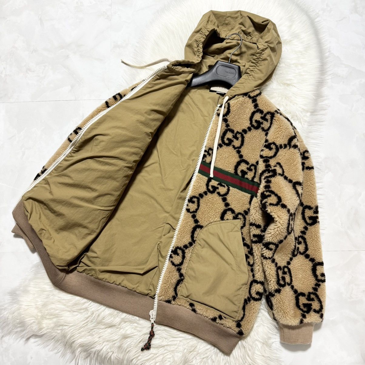 Gucci Gucci maxi GG pattern Sherry line bomber jacket S Size S / US 4 / IT 40 - 7 Thumbnail