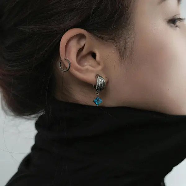 Jewelry Chic Silver Earrings with Green Gemstone Size ONE SIZE - 1 Thumbnail