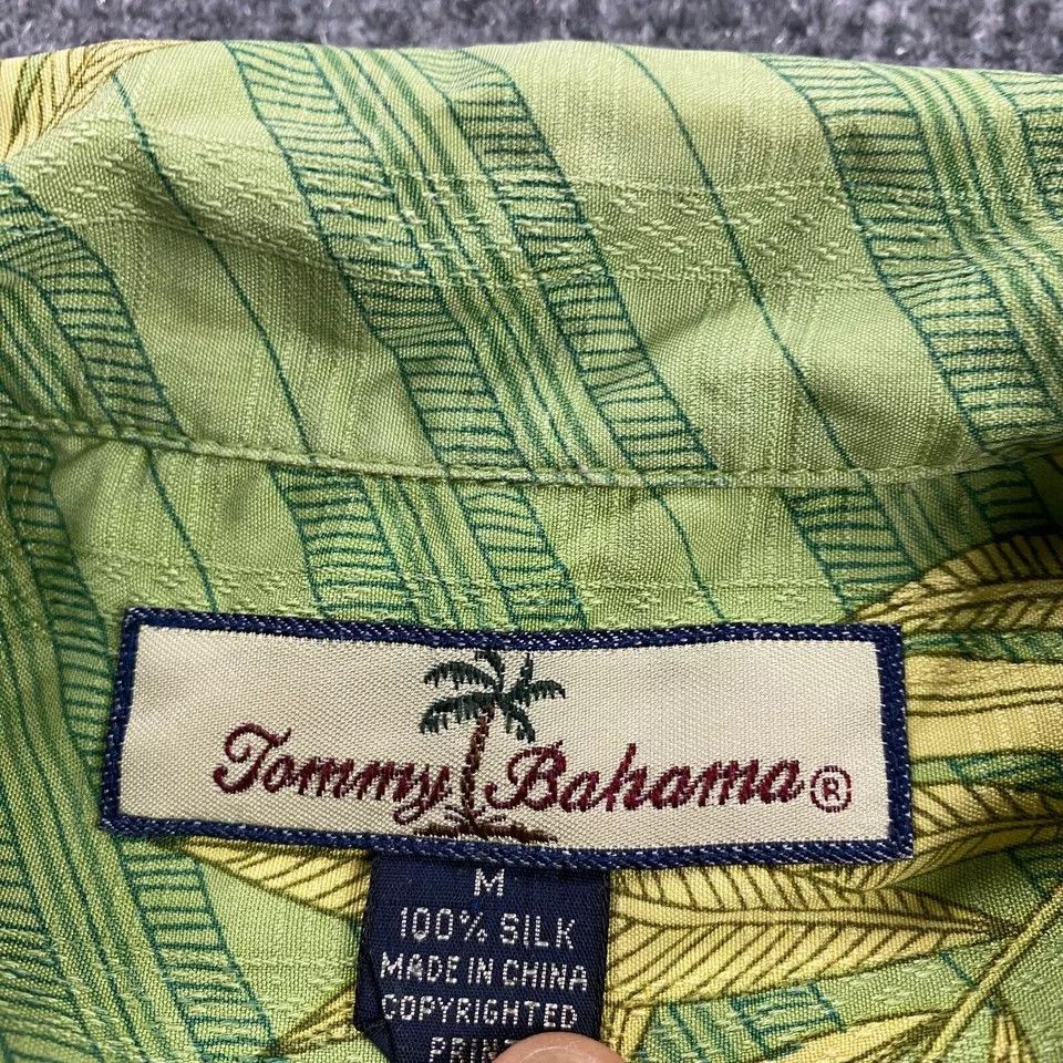 Tommy Bahama Tommy Bahama Hawaiian Shirt Men's Medium Striped Floral Size US M / EU 48-50 / 2 - 2 Thumbnail