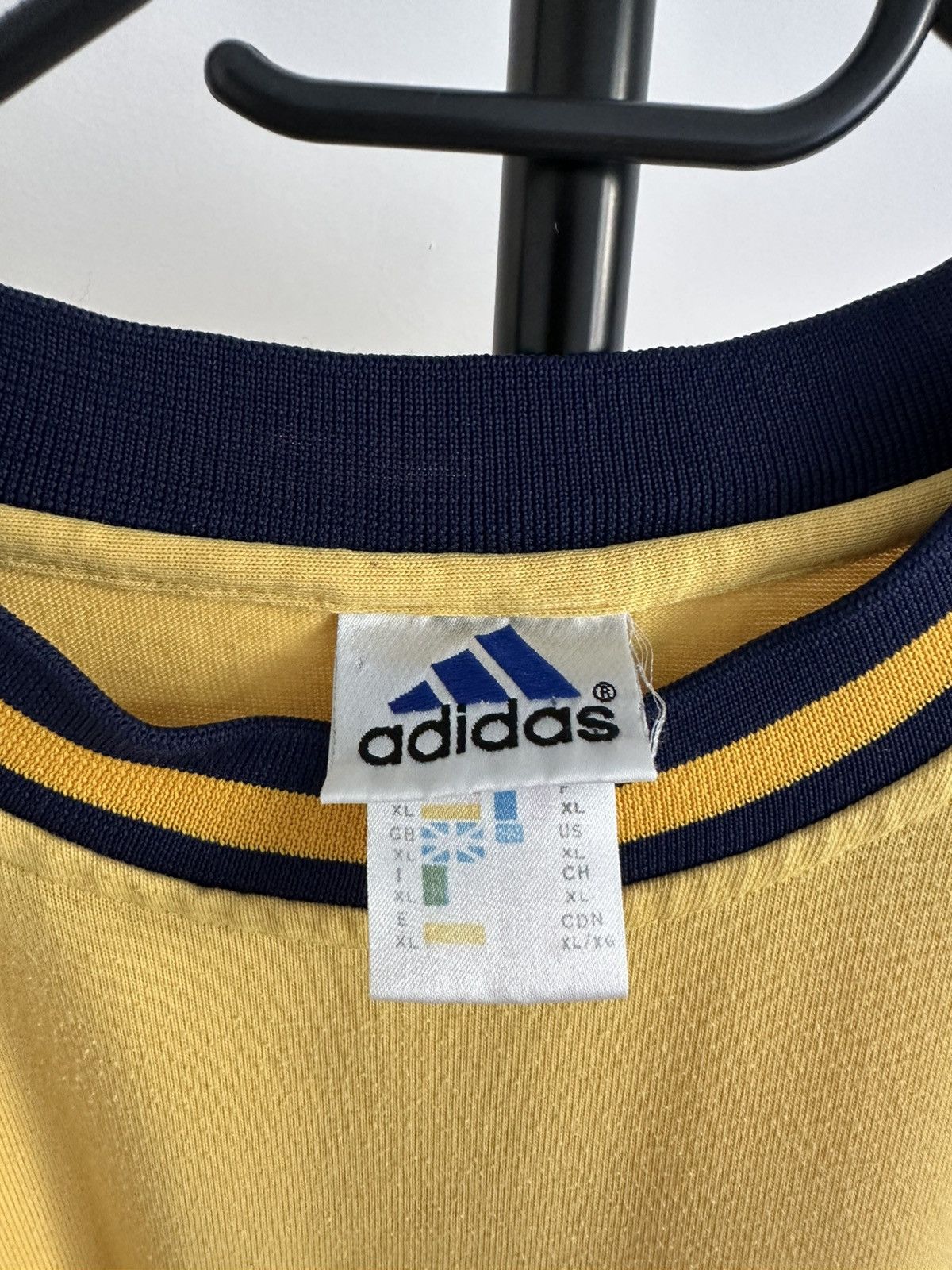 Adidas 90’s Adidas Basketball Vintage crewneck sweatshirt yellow Size US XL / EU 56 / 4 - 6 Thumbnail