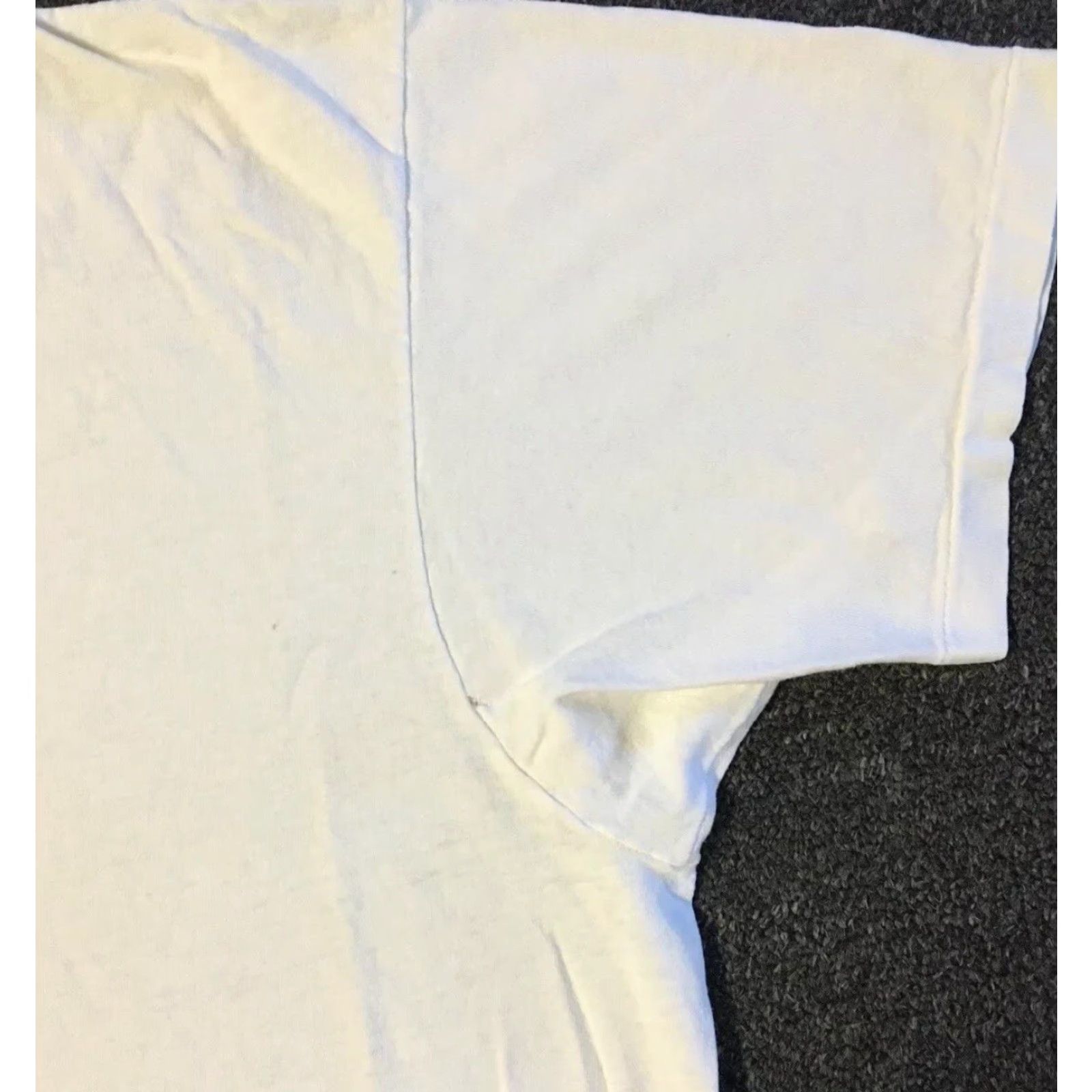 Hanes Vtg Hanes Shirt 90s Grunge Biker Punk Skate Surf Trucker Distressed S Mens White Casual T-Shirt Size S Size US S / EU 44-46 / 1 - 6 Thumbnail