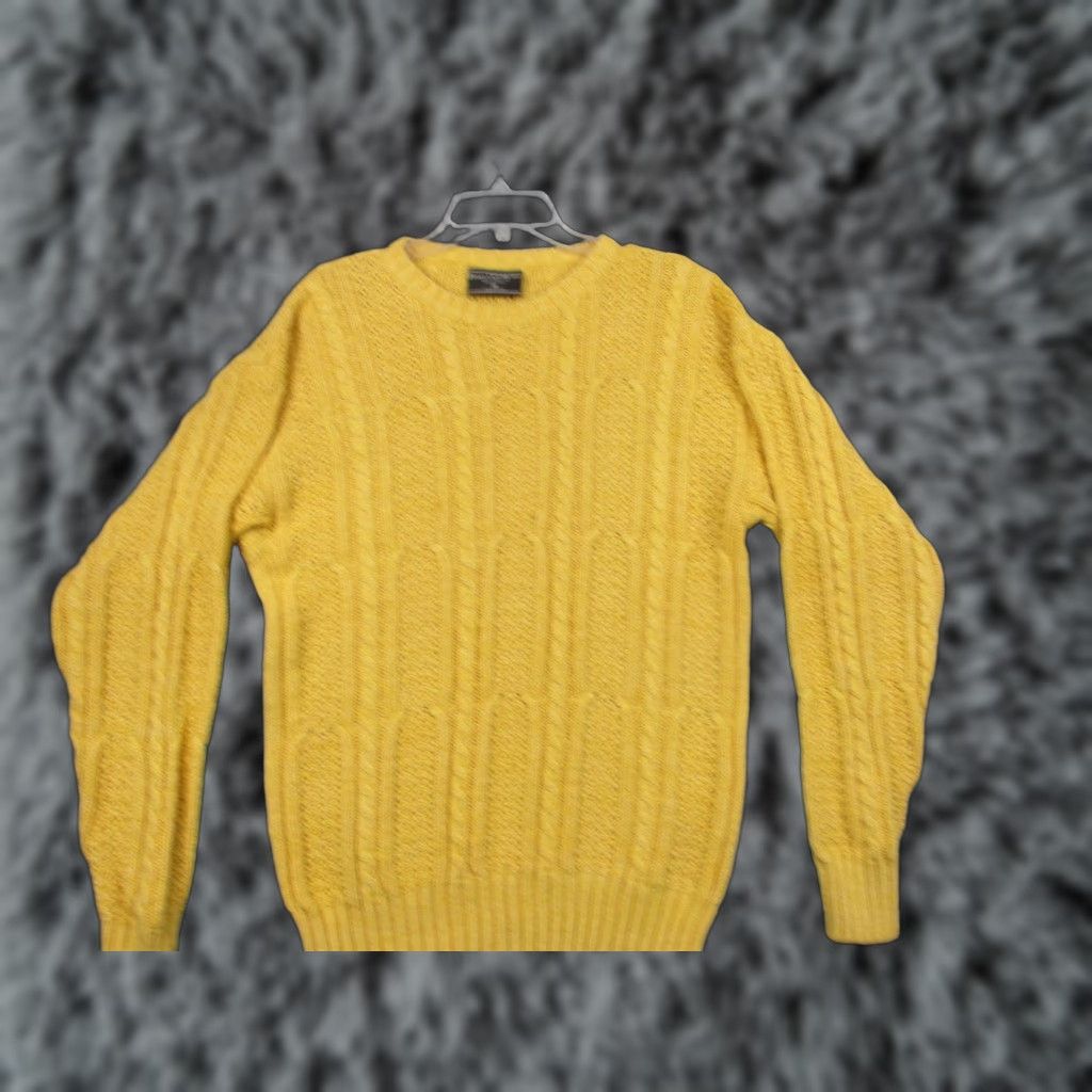 Vintage VINTAGE Preswick & Moore Sweater Mens Medium Yellow Cotton Cable-Knit Pullover 80s Size US M / EU 48-50 / 2 - 1 Thumbnail