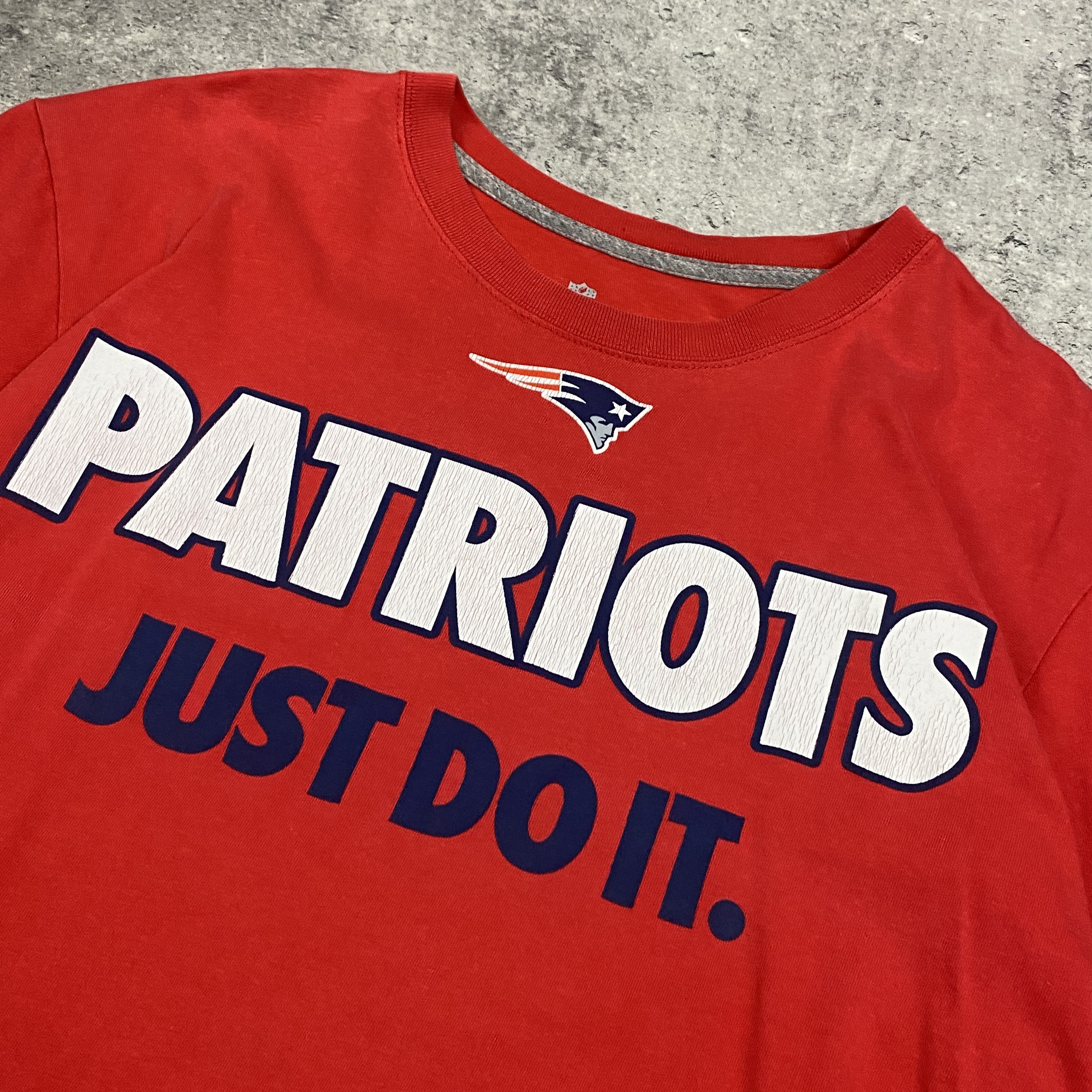 Nike Nike Patriots red t-shirt - M/L Size US M / EU 48-50 / 2 - 2 Thumbnail