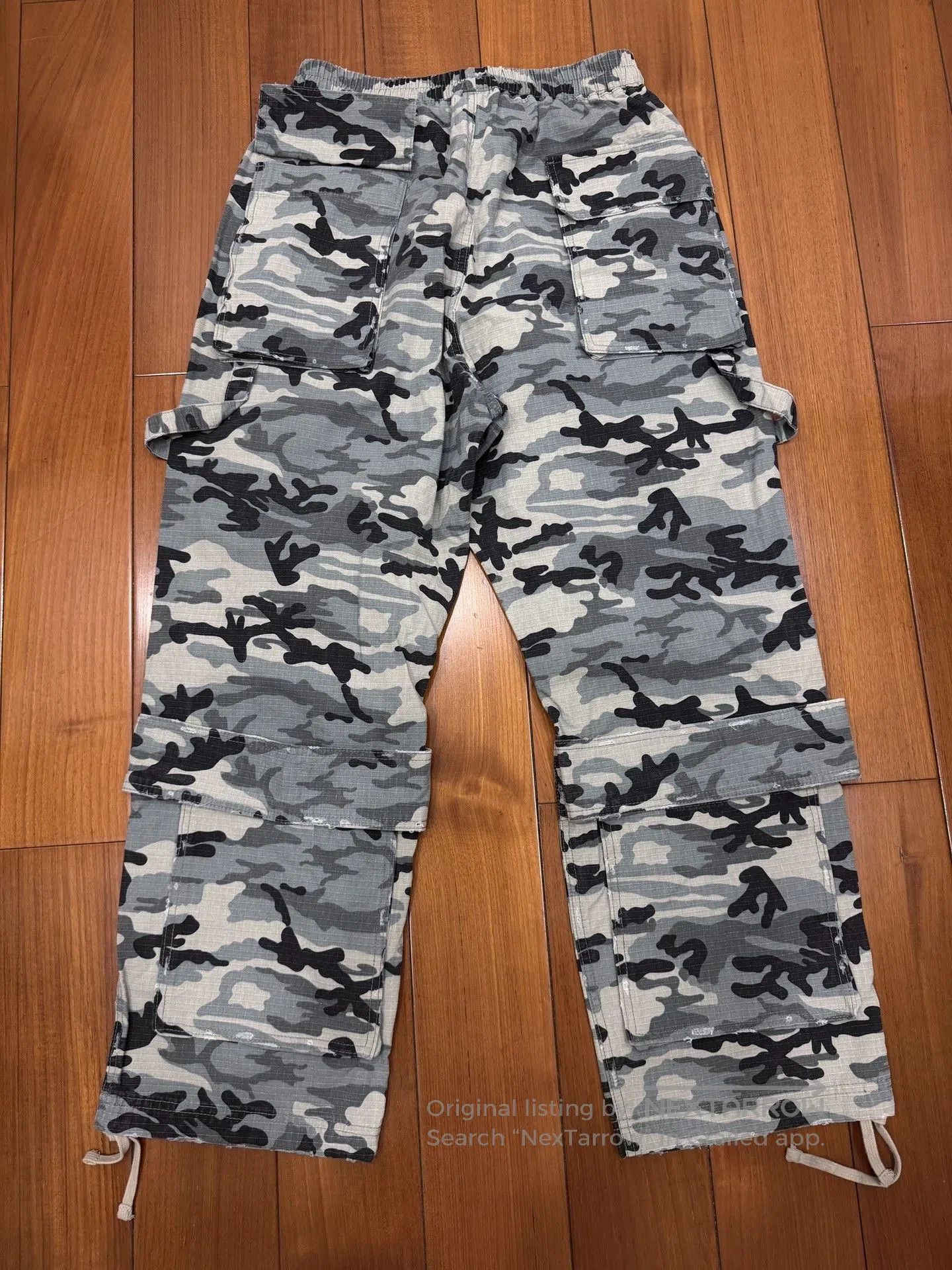 Amongst Friends FR(13)NDS White Camo Japanese Cargo Pants. Size US 32 / EU 48 - 2 Thumbnail