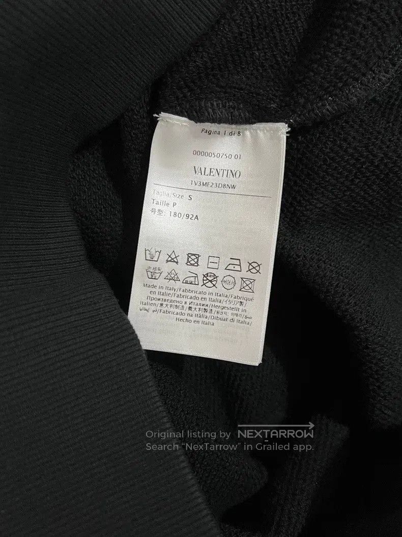 Valentino Valentino Black chest logo sweatshirt Size US S / EU 44-46 / 1 - 7 Thumbnail