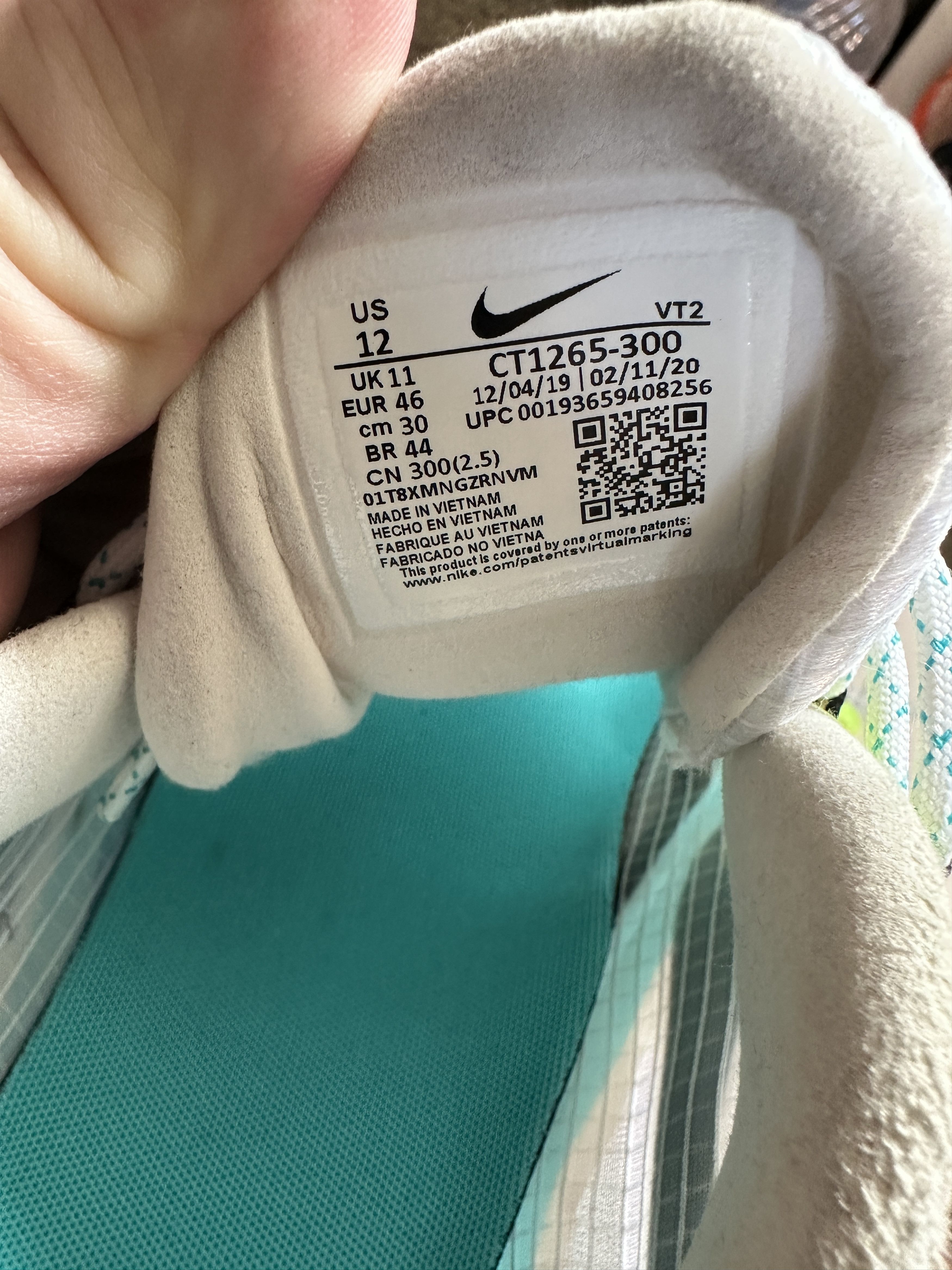 Nike Air Max 270 React SE - Oracle Aqua/Black/Ghost Green Size US 12 / EU 45 - 5 Thumbnail