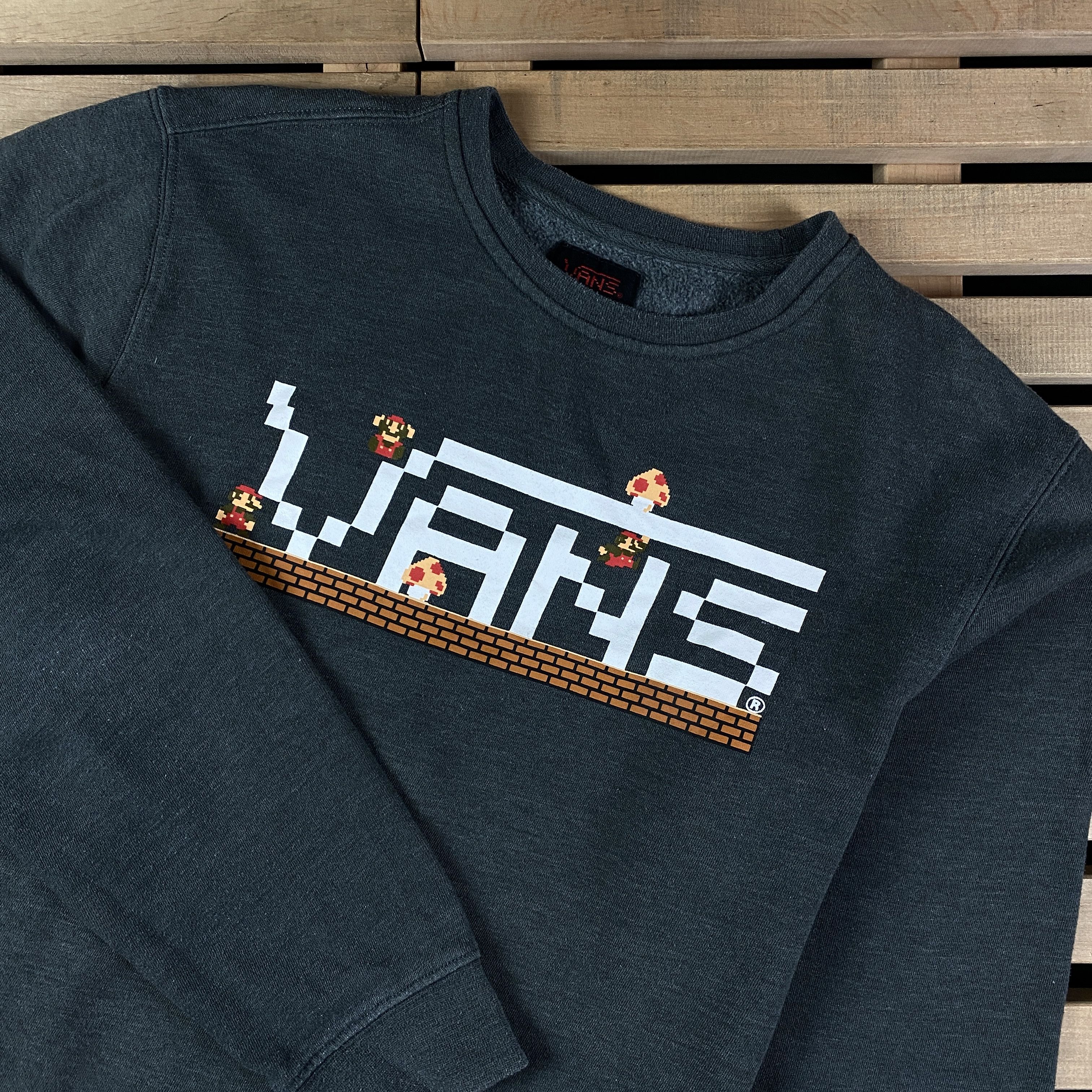 Nintendo × Vans Men’s Sweatshirt Long Sleeve Vans Nintendo Size M Big Logo Size US M / EU 48-50 / 2 - 2 Thumbnail