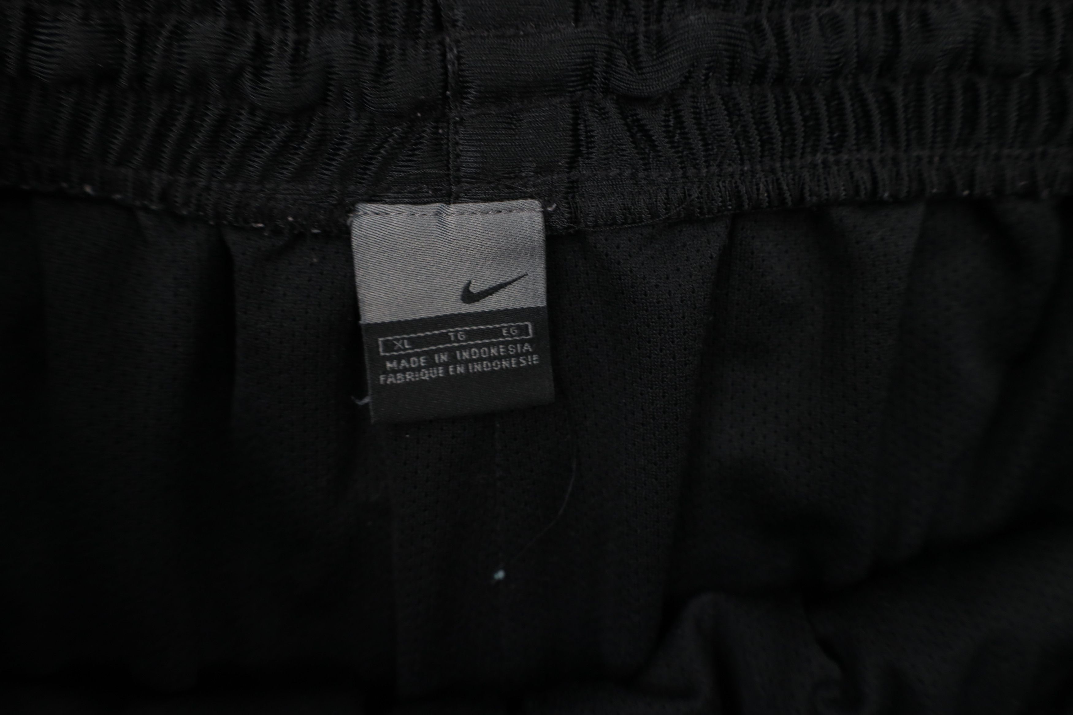 Nike × Vintage Vintage Nike Scott Mini Swoosh Heavy Basketball Shorts Size US 36 / EU 52 - 9 Thumbnail