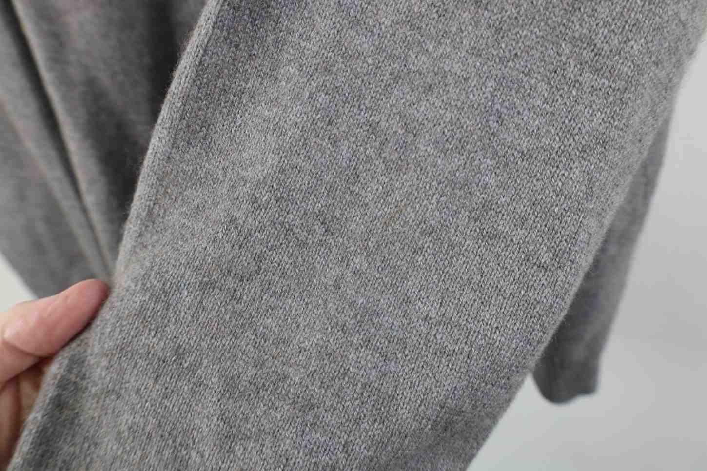 Vintage Vintage 70s Streetwear Knit V-Neck Sweater Heather Gray Size US L / EU 52-54 / 3 - 5 Thumbnail