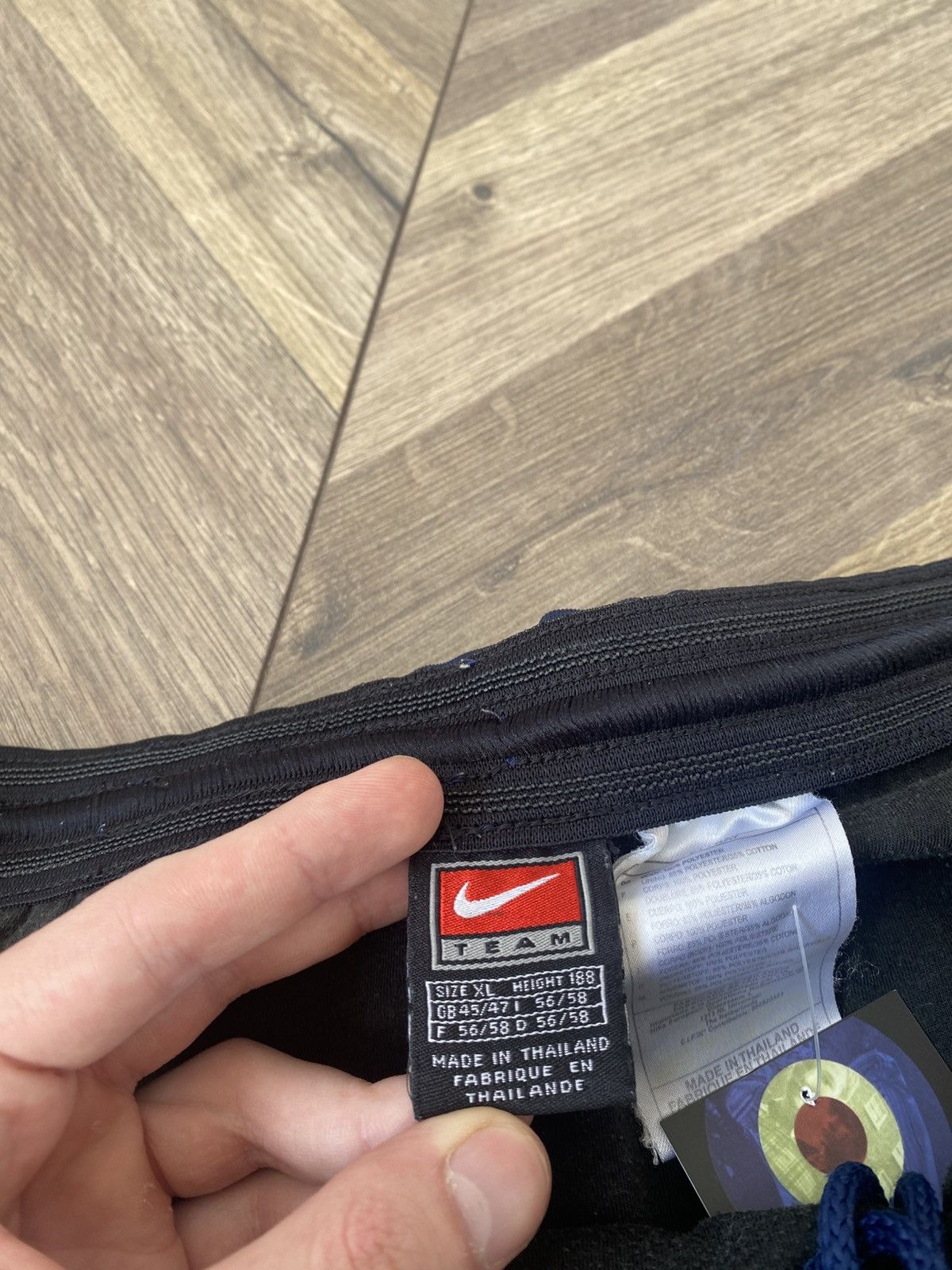 Nike Vintage Nike 90s shorts Size US 35 - 8 Thumbnail