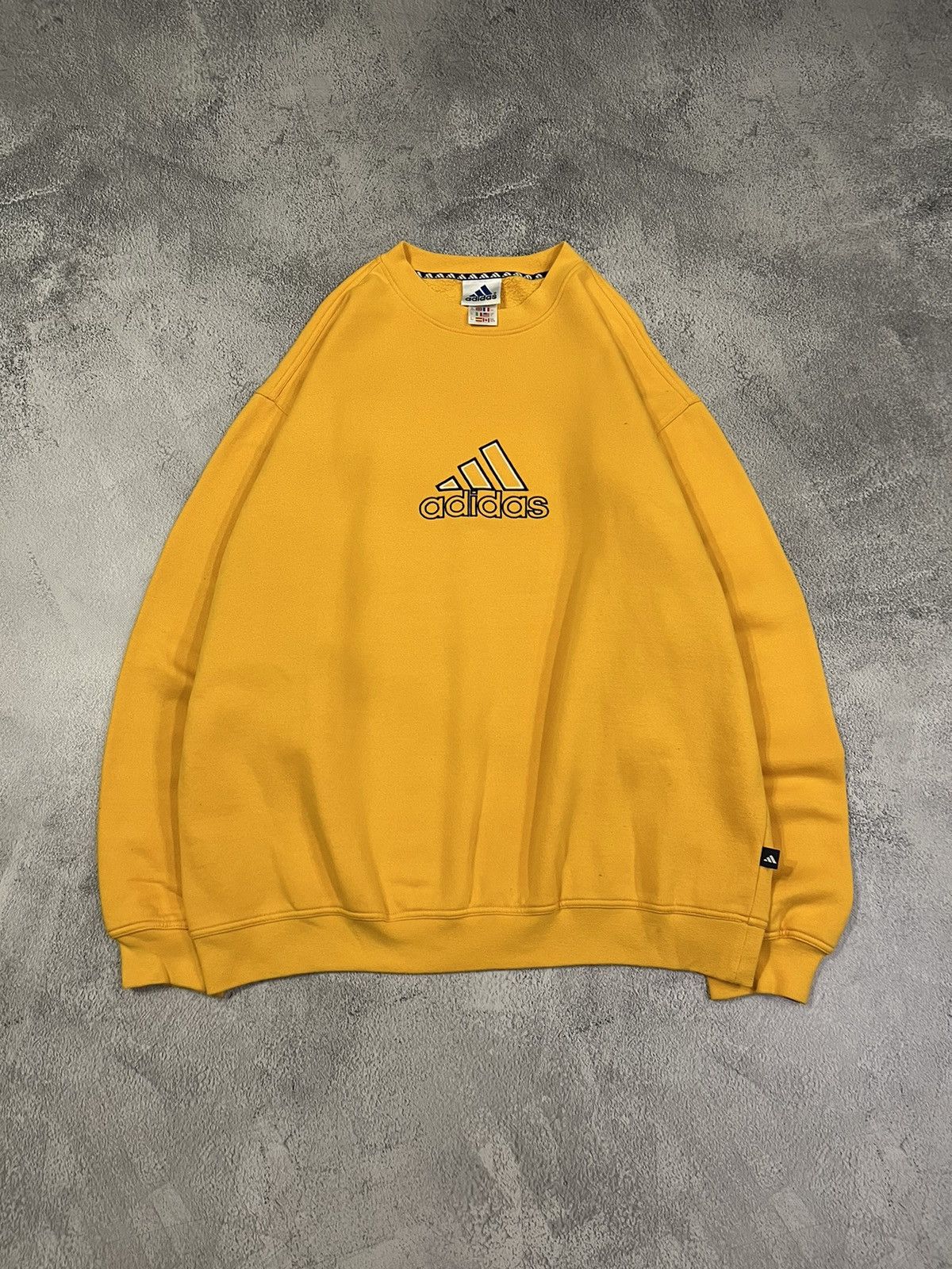 Adidas × Vintage Vintage Y2k Adidas 💛 Spell Out Big Logo Rare Sweatshirt 90’s Size US XL / EU 56 / 4 - 2 Thumbnail