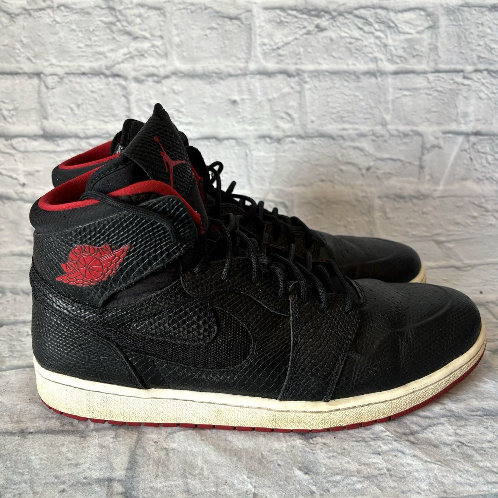 Nike Nike Air Jordan 1 Retro High Snakeskin Black Red Bred 819176-001 w/ Box Sz 13 Size US 13 / EU 46 - 3 Thumbnail