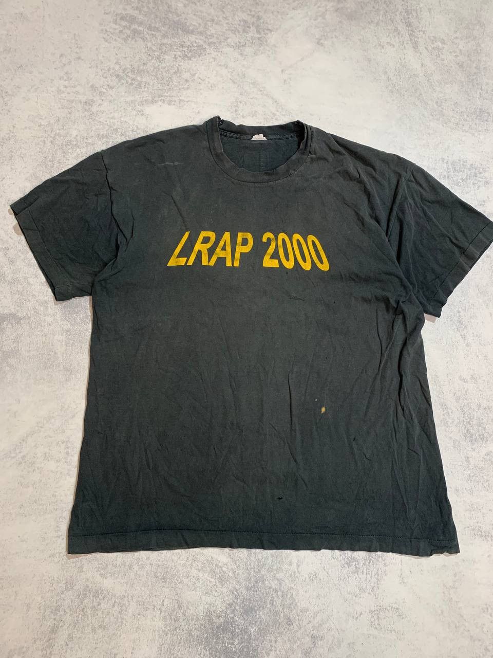 Vintage LRap ultrarare vintage distressed man tee Size US L / EU 52-54 / 3 - 8 Thumbnail