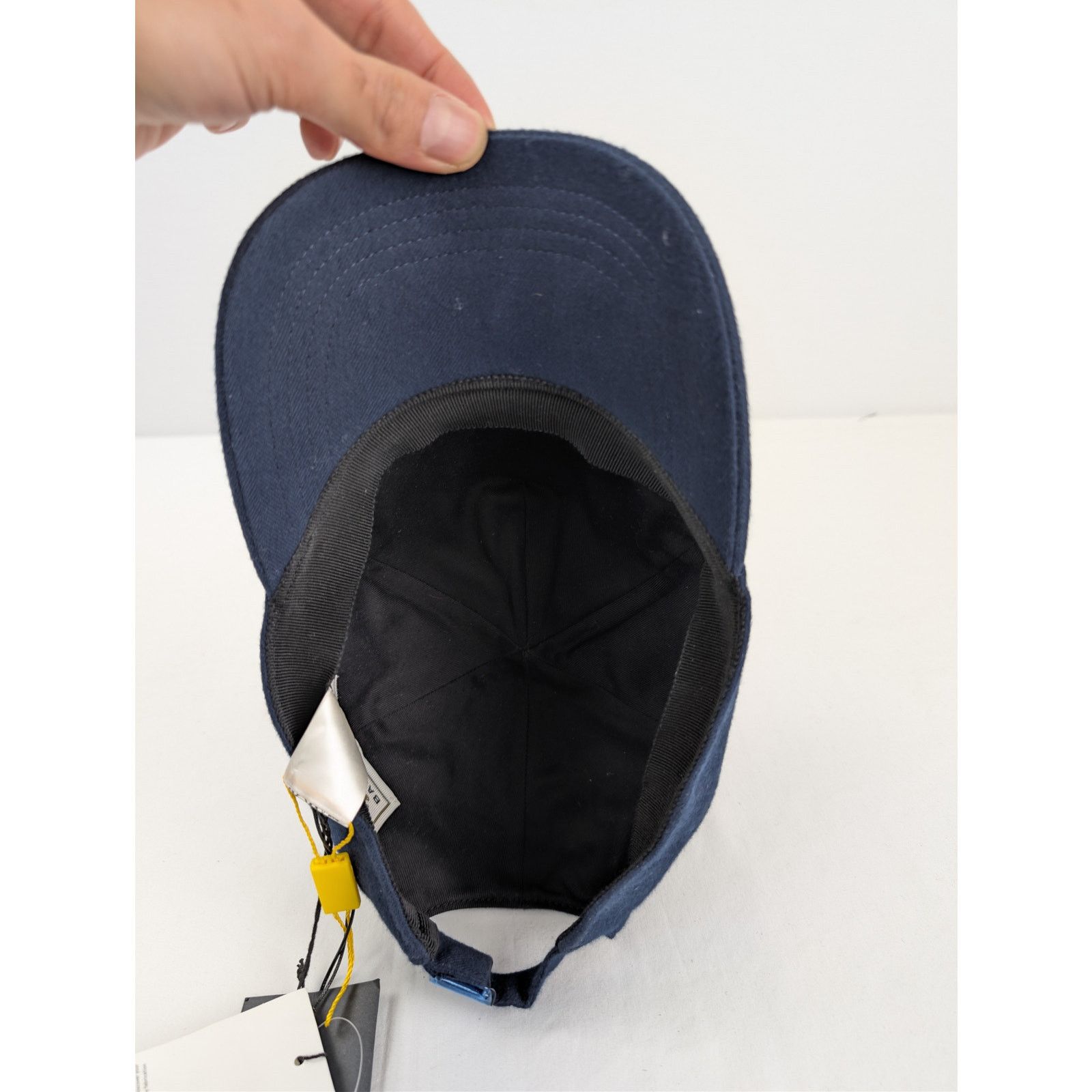 Bally o1rshd1 CC20 Size: 1 / Peacoat Cap / Hat in Navy Blue Size ONE SIZE - 7 Thumbnail