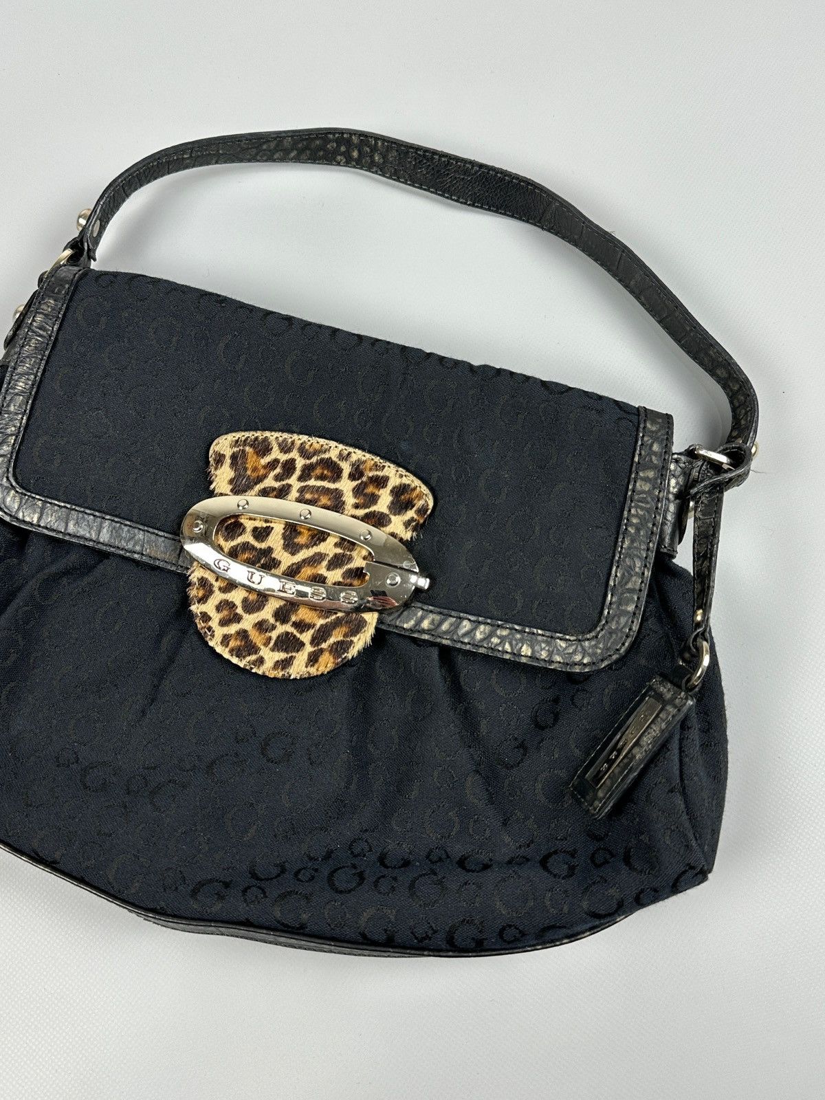 Guess Vintage Guess Y2K Monogram Leopard Print Shoulder Hobo Bag Size ONE SIZE - 3 Thumbnail