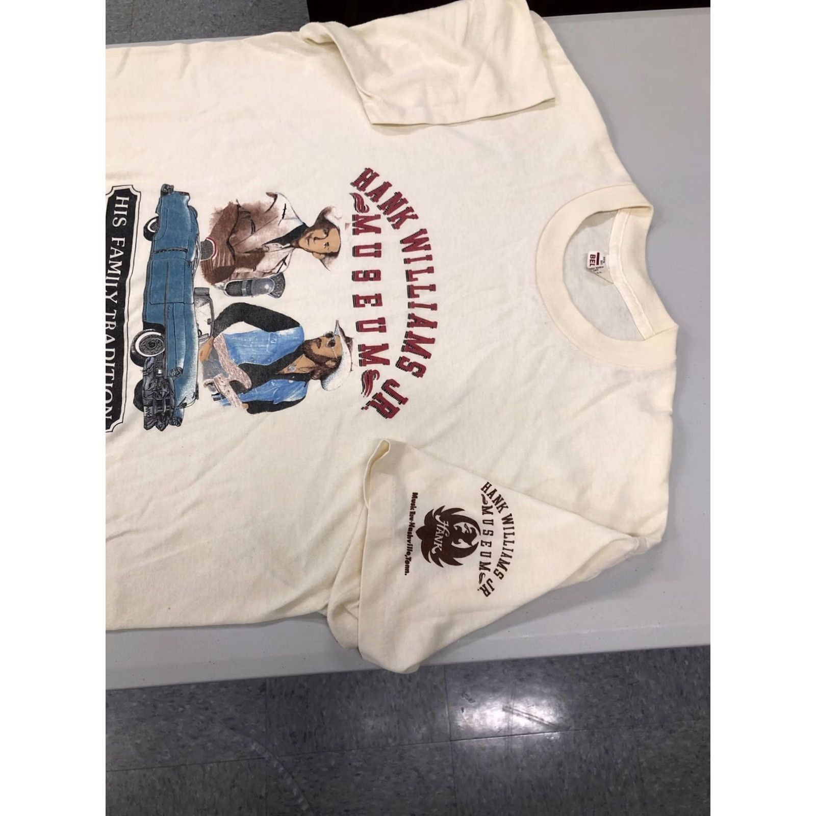 Vintage VTG Hank Williams Jr’s Family Tradition Museum Vintage XL T-Shirt Belton Brown Cotton Crew Short Sleeve Men 46/48 Regular Seasonal Summer Spring Fall Size US XL / EU 56 / 4 - 5 Thumbnail
