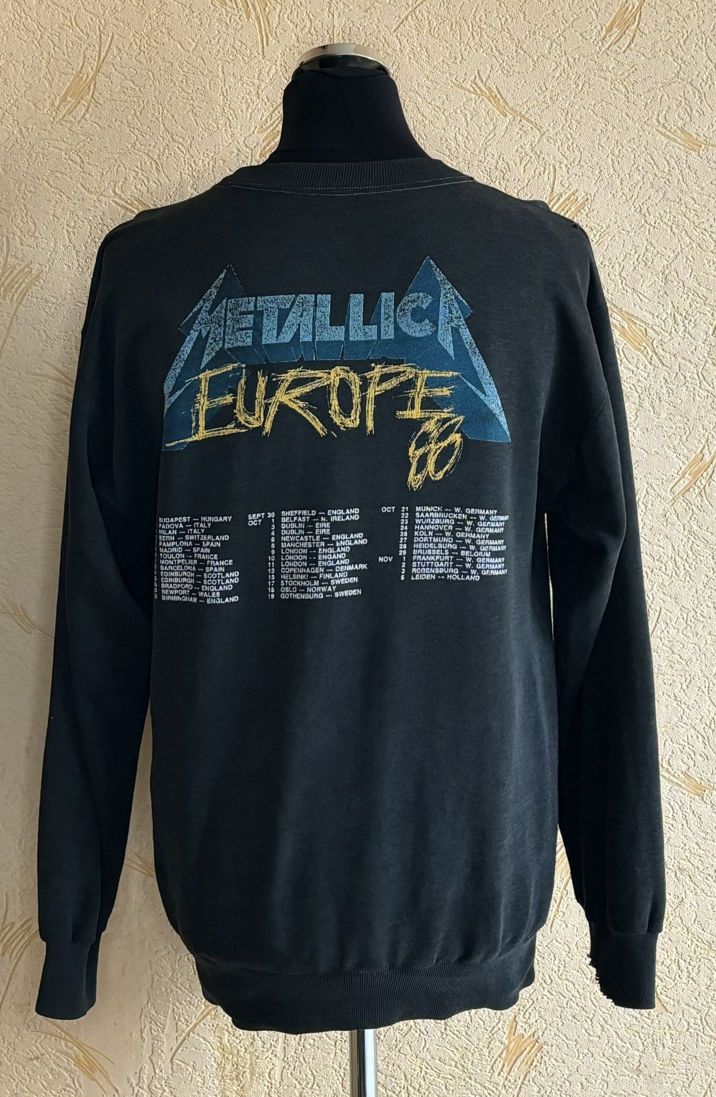 Metallica Metallica Europe 88 sweatshirt size. M Size US M / EU 48-50 / 2 - 1 Thumbnail