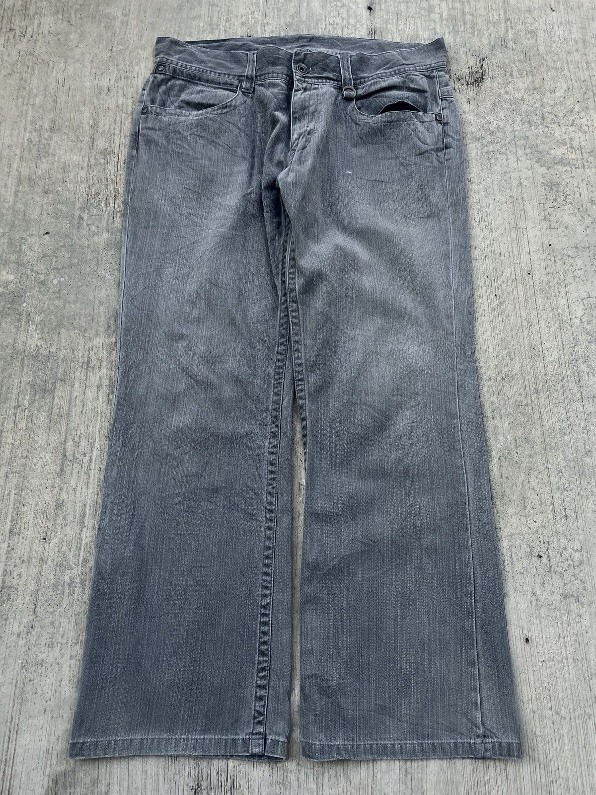 Japanese Brand 2000s JAPANESE BRAND NICOLE CLUB FOR MEN BUCKLE BACK JEANS Size US 33 - 2 Thumbnail