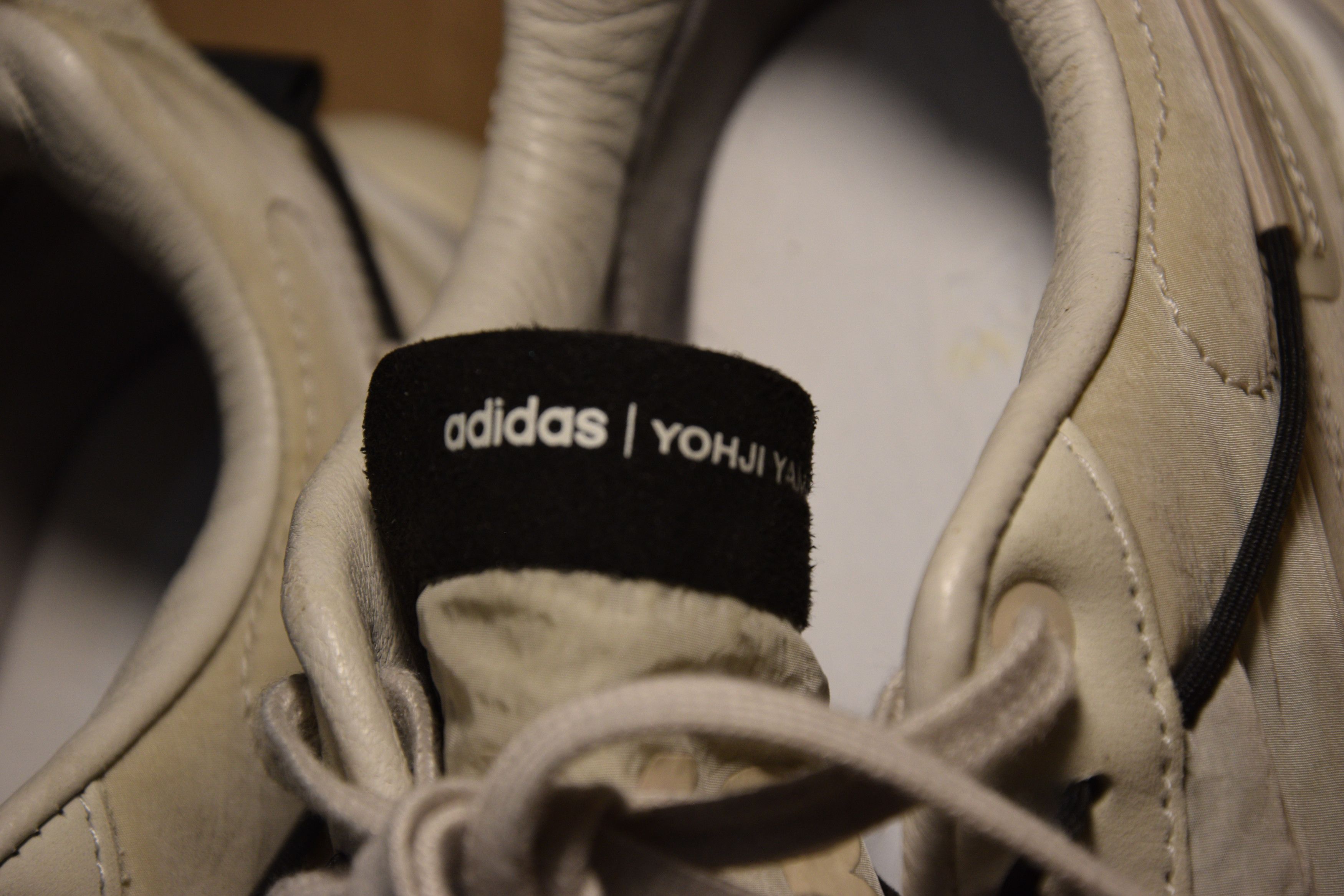 Y-3 Shiku Run Size US 7.5 / EU 40-41 - 2 Thumbnail