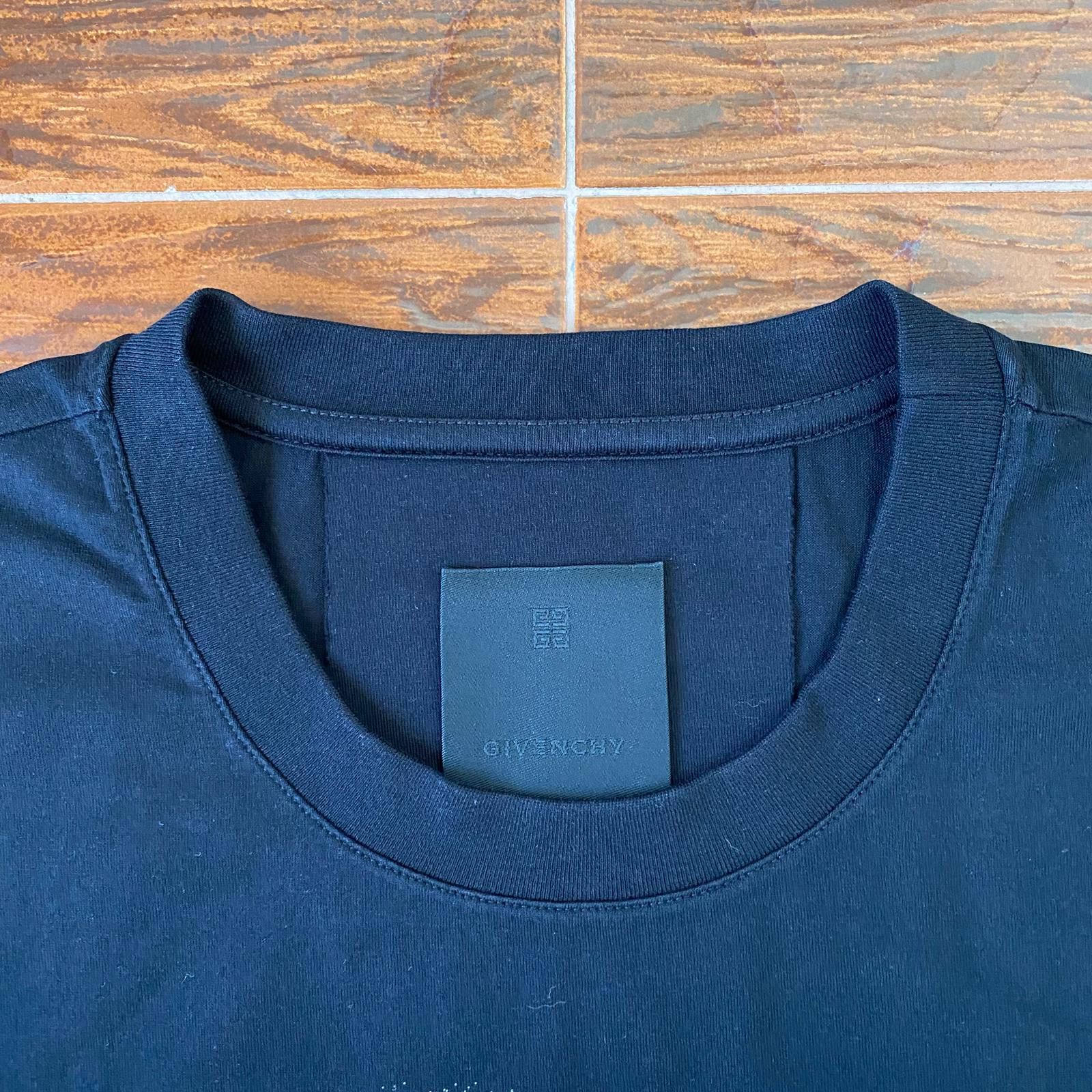 Givenchy Black Embellished Paris Skull Logo Oversized T-Shirt Size US M / EU 48-50 / 2 - 6 Thumbnail