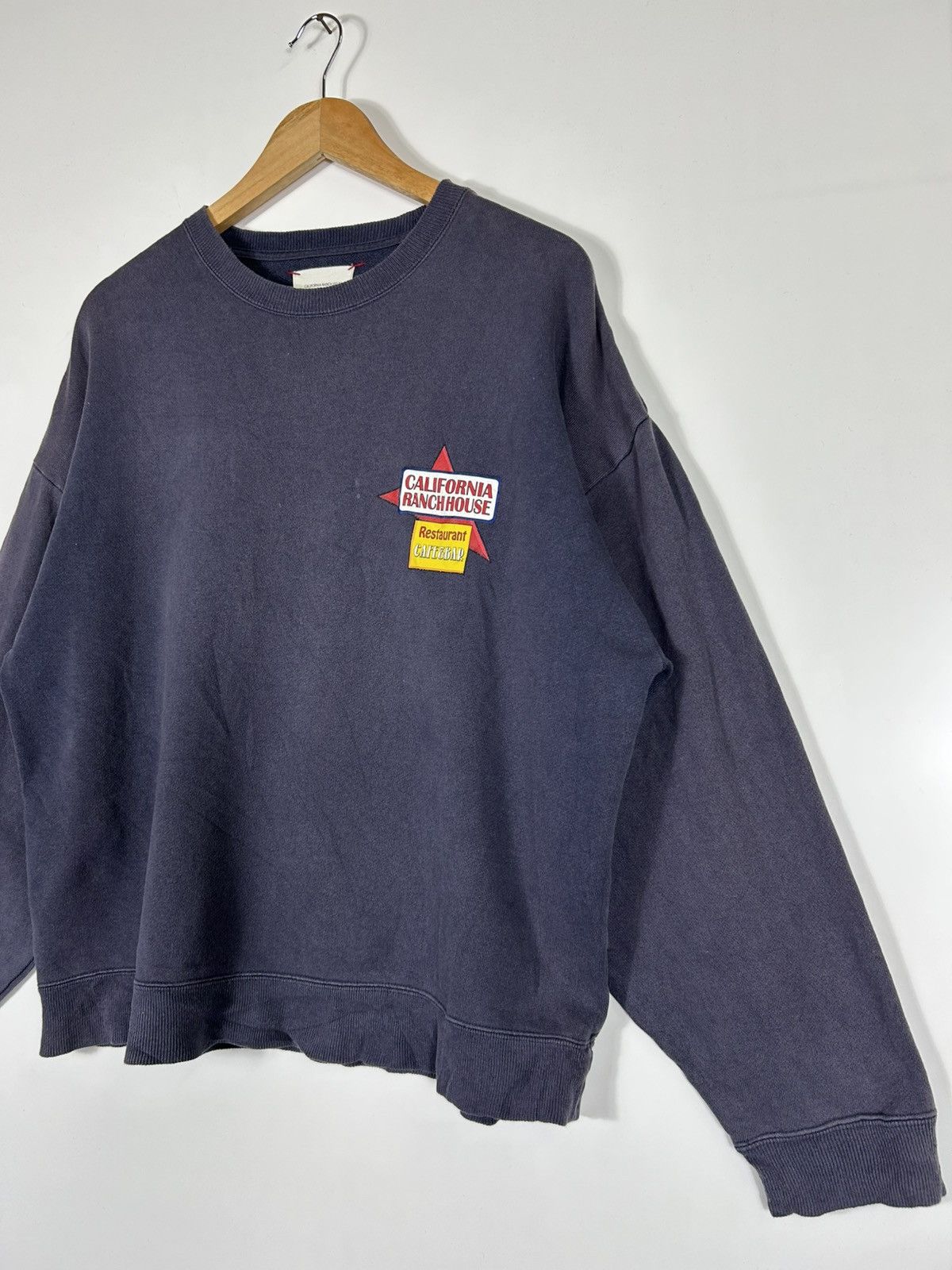 Sun Surf 🌊California Ranch House Sun Faded Baggy Sweatshirt Size US M / EU 48-50 / 2 - 3 Thumbnail
