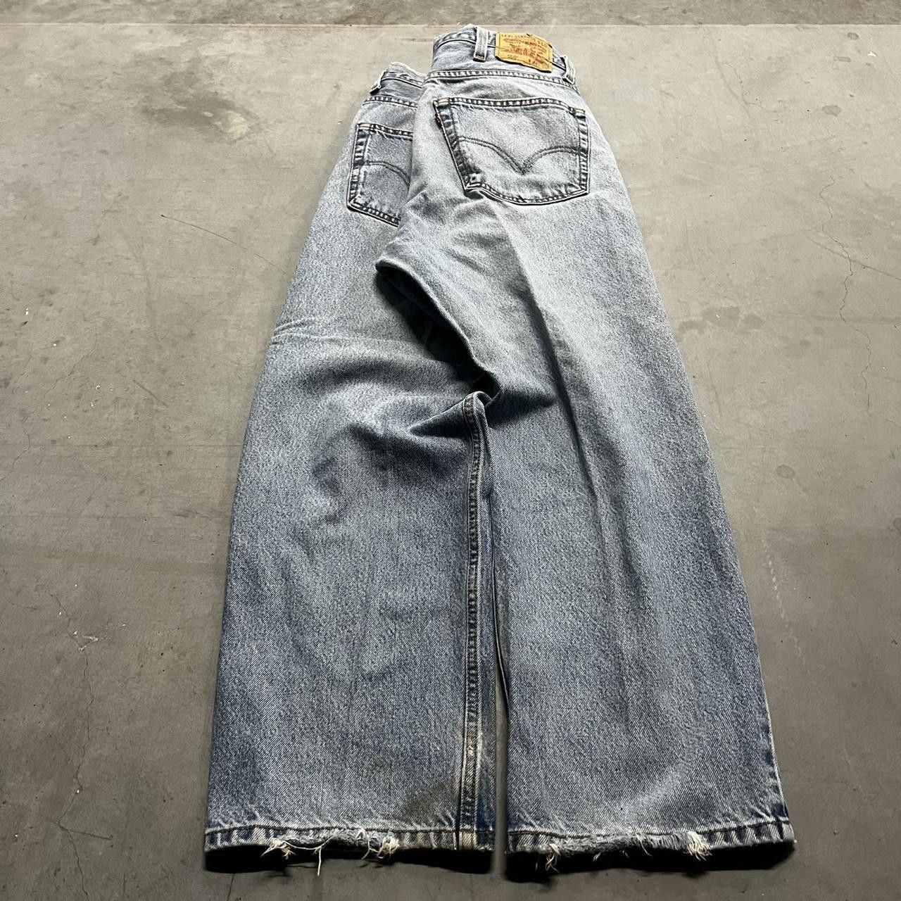 Levi's Vintage Y2K/2000s Baggy Skater Style Levis Light Wash Ripped Denim Jeans! Size US 38 / EU 54 - 6 Thumbnail