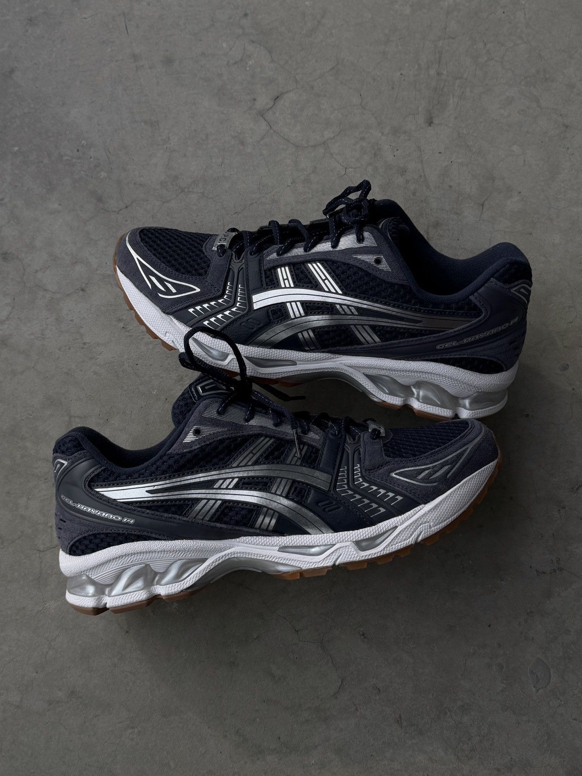 ASICS x APC Gel Kayano 14 midnight / indigo fog