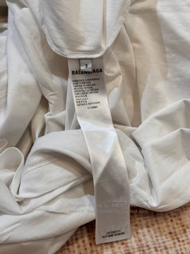 Balenciaga Balenciaga Fake Two-Piece 3XL Off-White Hoodie - Size 3 Size US L / EU 52-54 / 3 - 4 Thumbnail