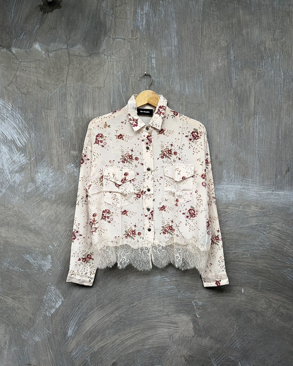The Kooples The Kooples Rose Pattern Button Up Shirt Size M / US 6-8 / IT 42-44 - 1 Thumbnail