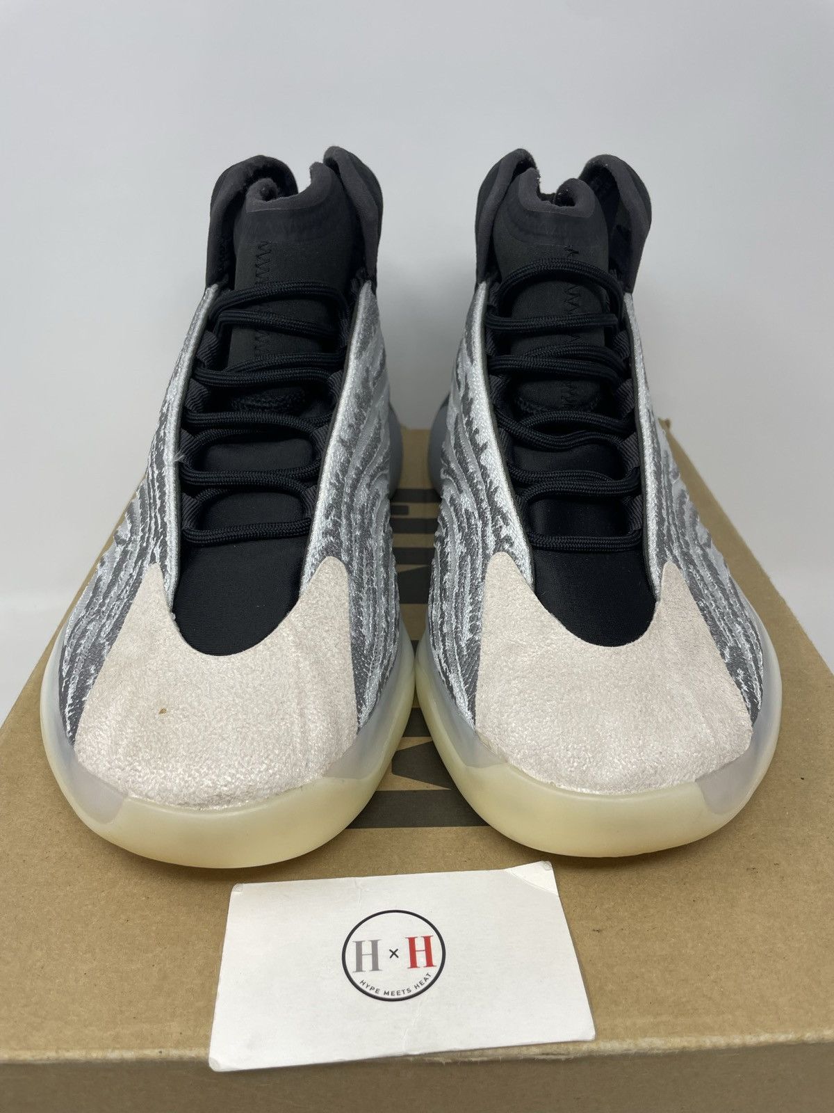 Yeezy Quantum Lifestyle Model