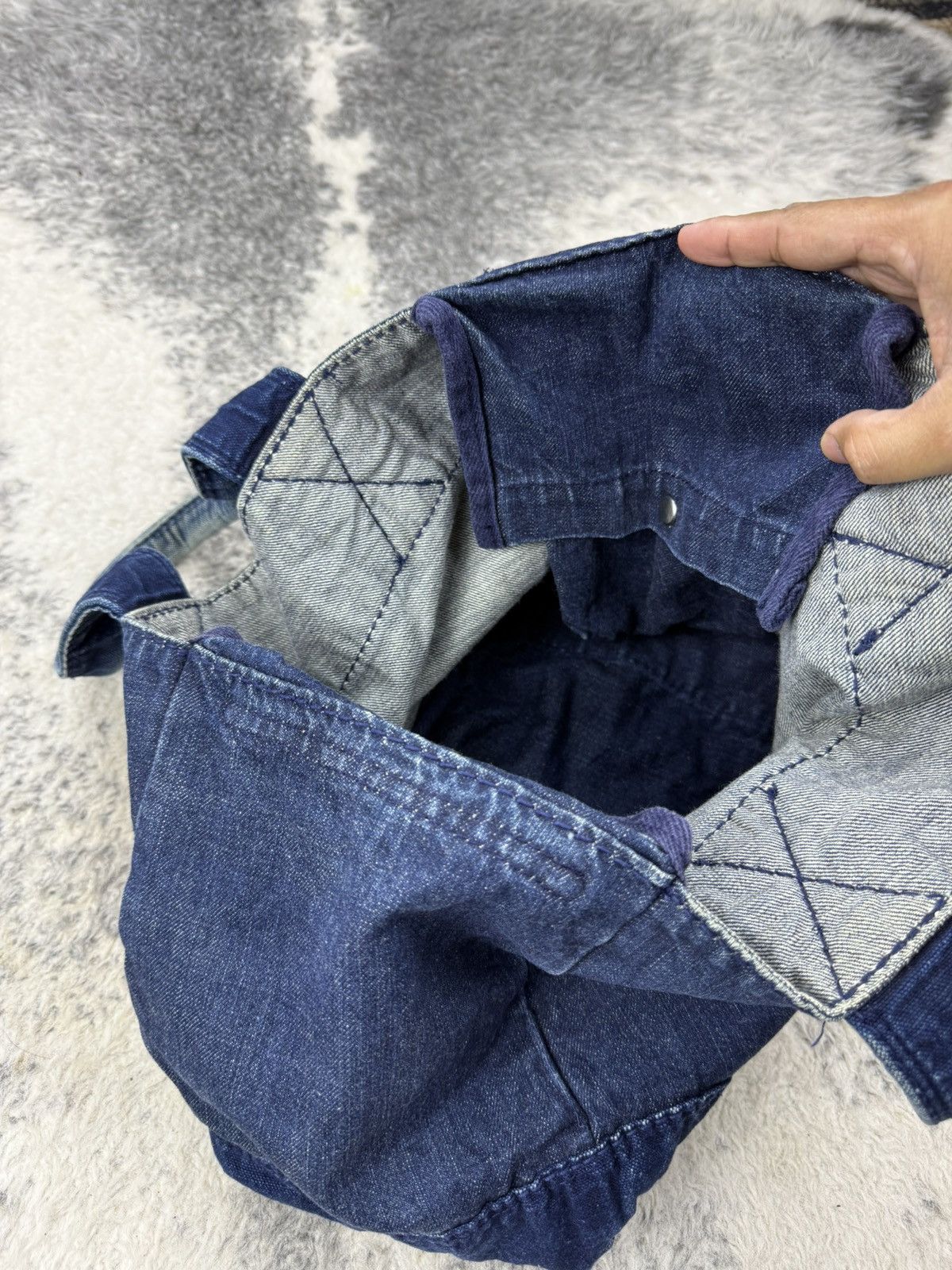 45rpm × Indigo × Japanese Brand 🔥RARE🔥 R by 45rpm Boro Indigo Denim Totebag Size ONE SIZE - 13 Thumbnail