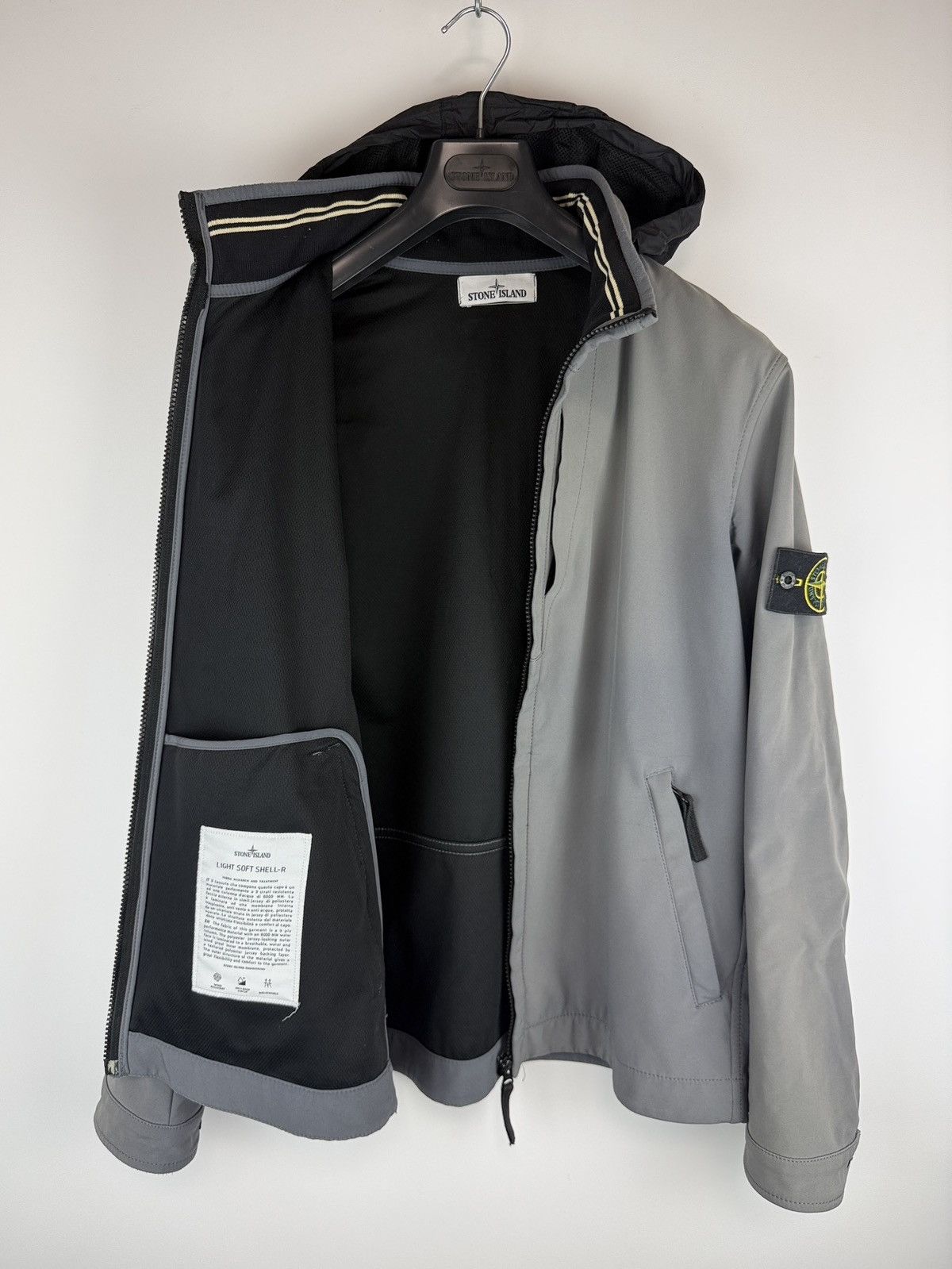 Stone Island Grey Stone Island Light Soft Shell-R Jacket Size US L / EU 52-54 / 3 - 2 Thumbnail