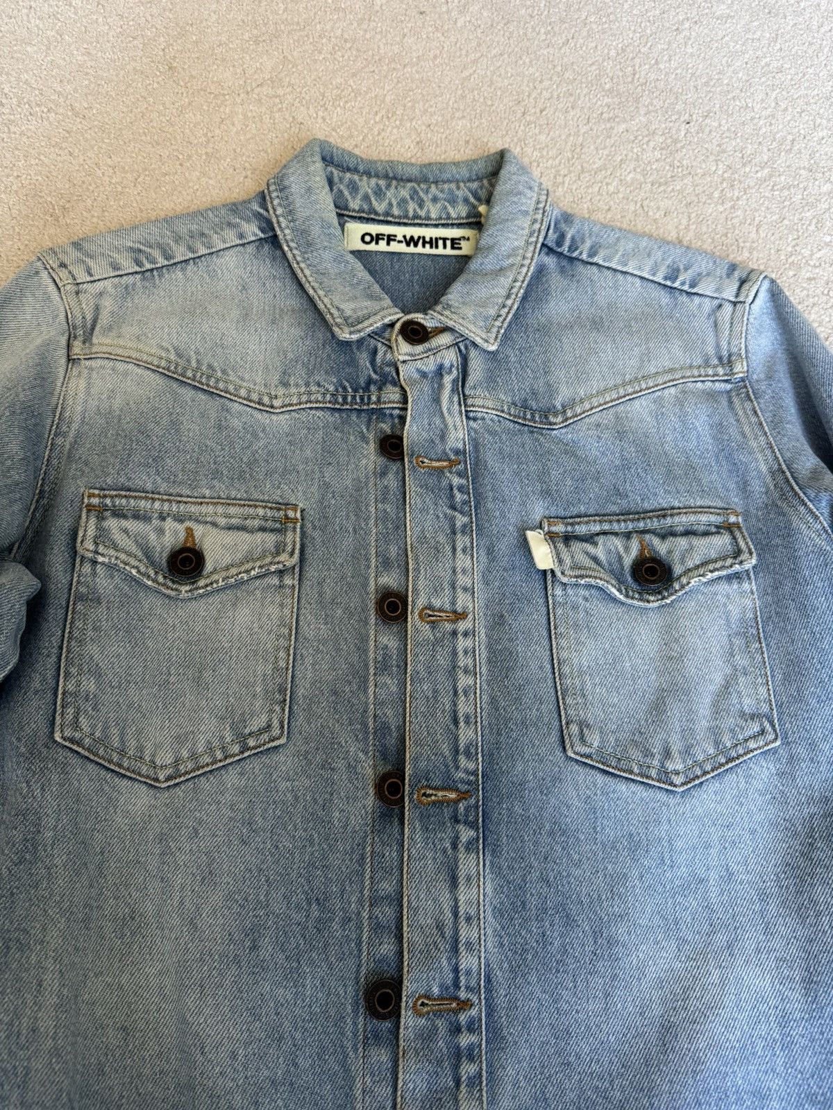 Off-White Off white Jeans Button Up Size US S / EU 44-46 / 1 - 3 Thumbnail