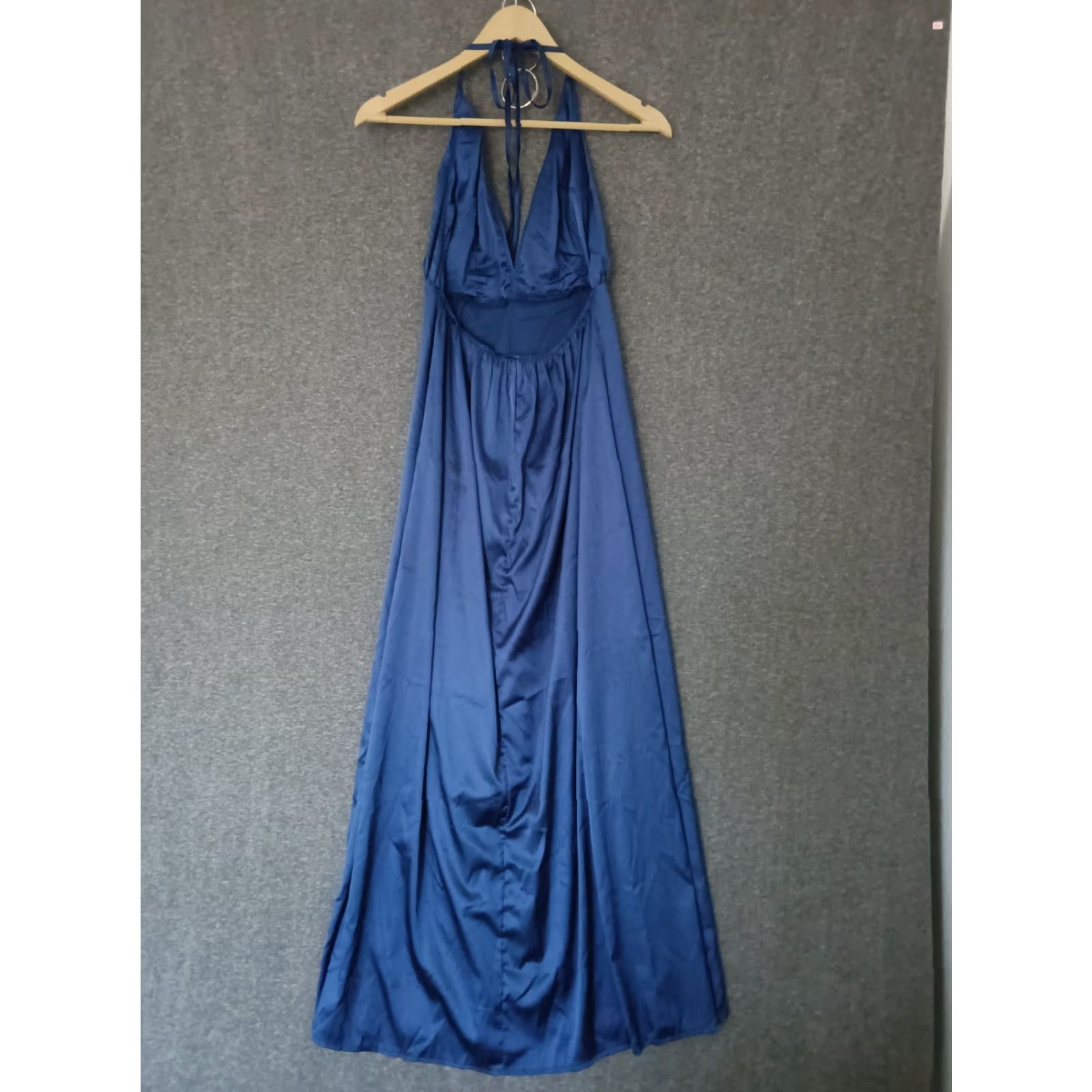 Vintage Yim Eili Halter Maxi Dress Navy Blue Polyester Size M Sleeveless Adult Regular Wedding Bridesmaid Size ONE SIZE - 3 Thumbnail