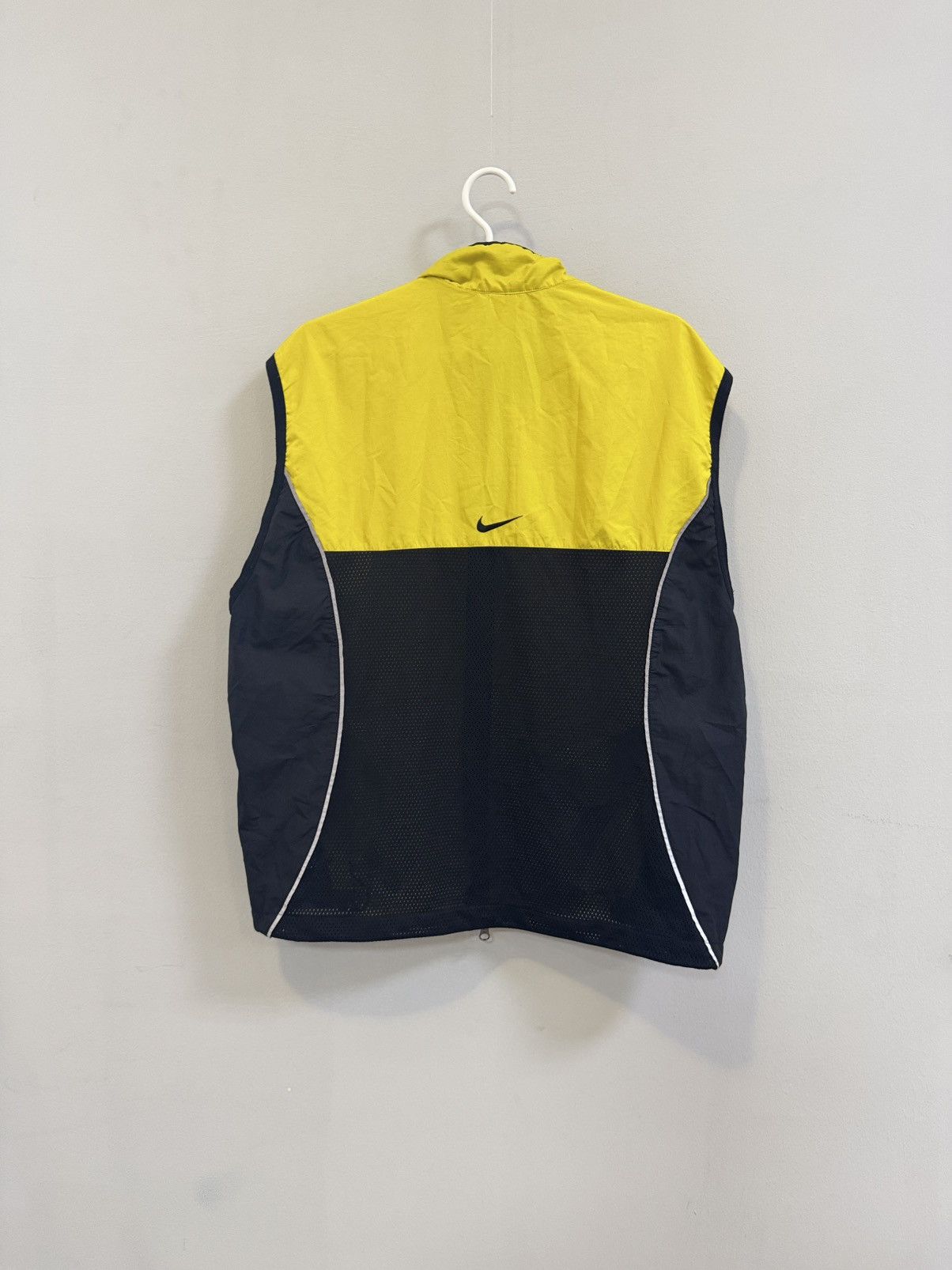 Nike × Vintage 90s Nike Vintage Swoosh Logo Retro Vest Rare Size US L / EU 52-54 / 3 - 7 Thumbnail